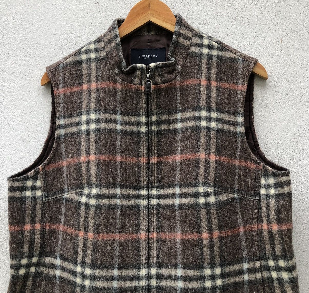 Burberry Burberry London Checked Novacheck Vest Wool Jacket Size M / US 6-8 / IT 42-44 - 5 Thumbnail