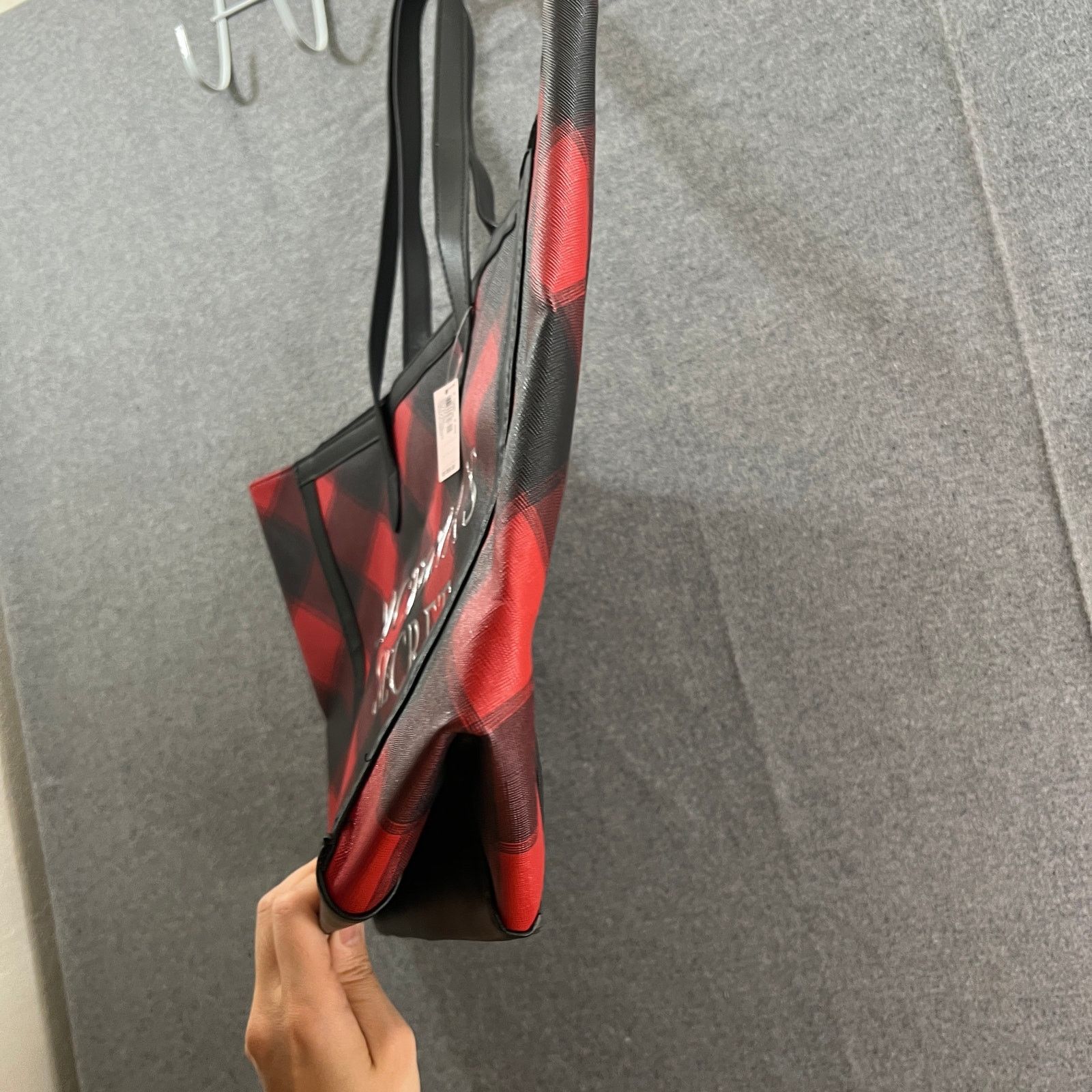 Victoria's Secret Victoria's Secret Women Red Plaid Handbags Size ONE SIZE - 7 Thumbnail