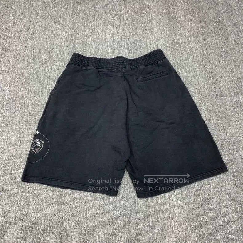 Givenchy Givenchy SizeL Ape Head Short Pants (Size L) Size US 30 / EU 46 - 2 Thumbnail