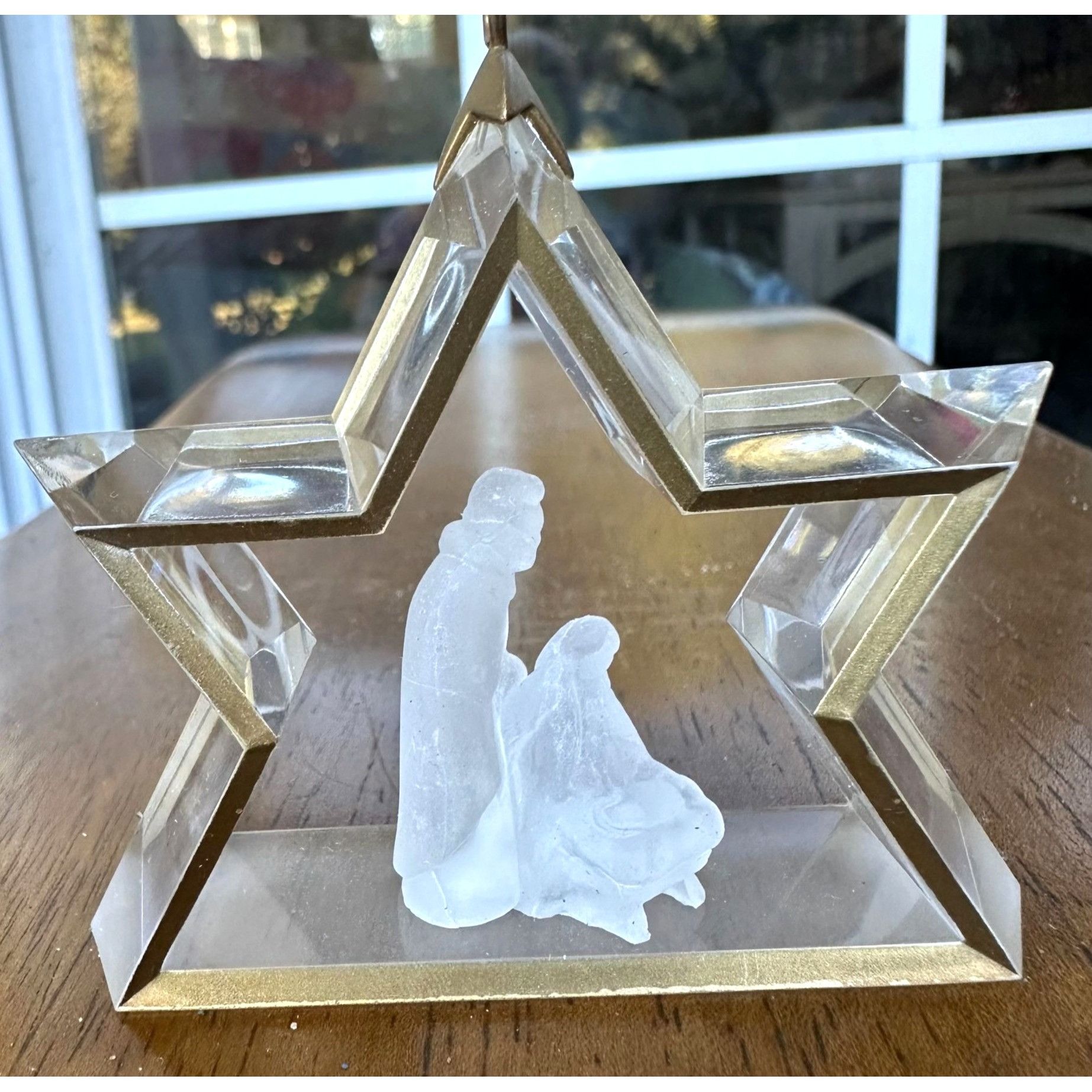 Vintage VTG Miniature Creche Nativity Scene Hallmark Ornament 1988 C Size ONE SIZE - 1 Thumbnail