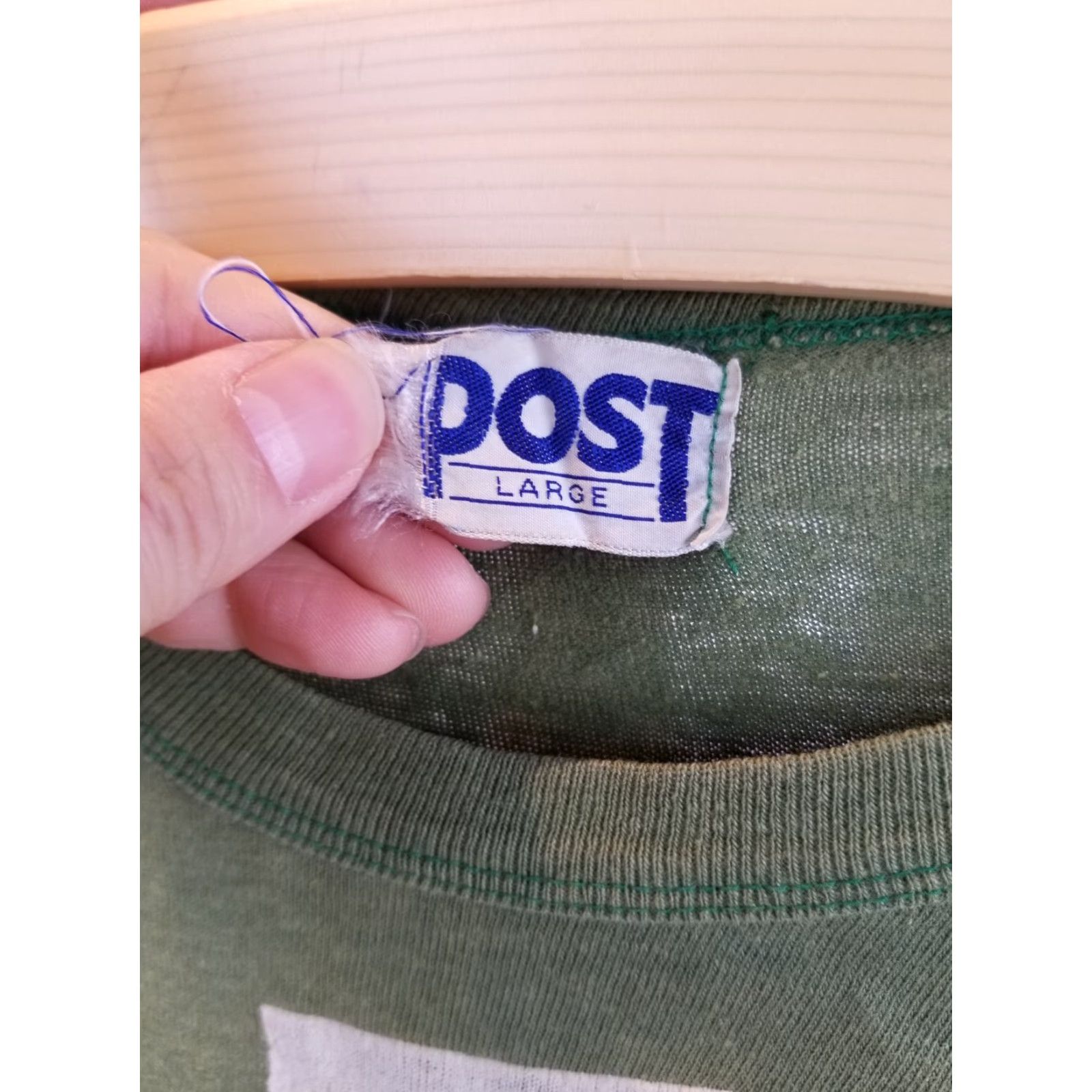 Vintage VINTAGE T-SHIRT Green Cotton Jersey 60's Post College Sport Sun Faded Single Stitch SZ Large MENS Size US L / EU 52-54 / 3 - 4 Thumbnail