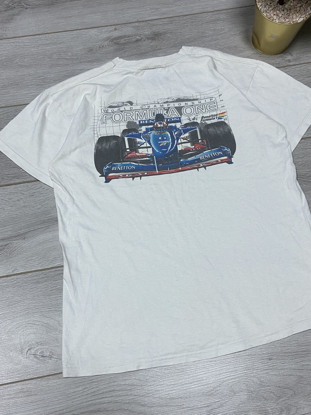 Benetton Formula 1 Benetton bolid vintage t-shirt Size US L / EU 52-54 / 3 - 12 Thumbnail