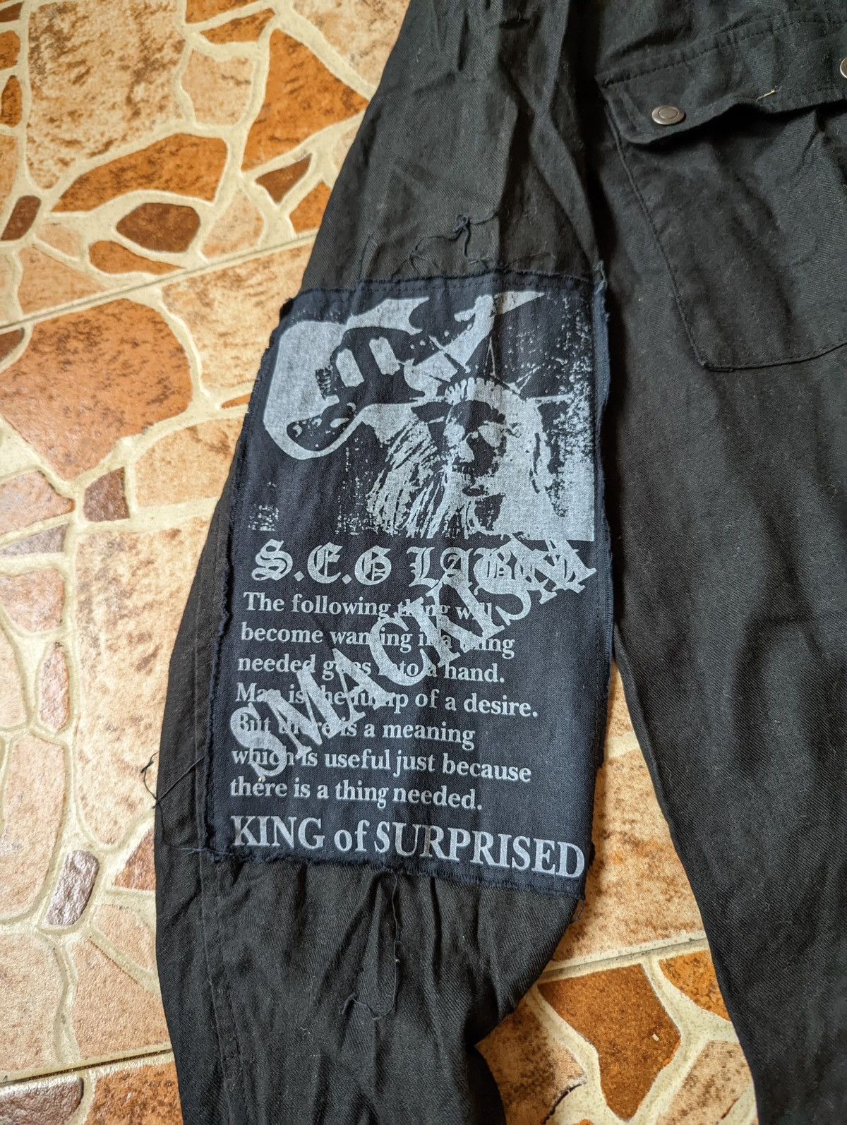 Japanese Brand Smackism Punks King Of Surprised Long Sleeves Size US L / EU 52-54 / 3 - 3 Thumbnail