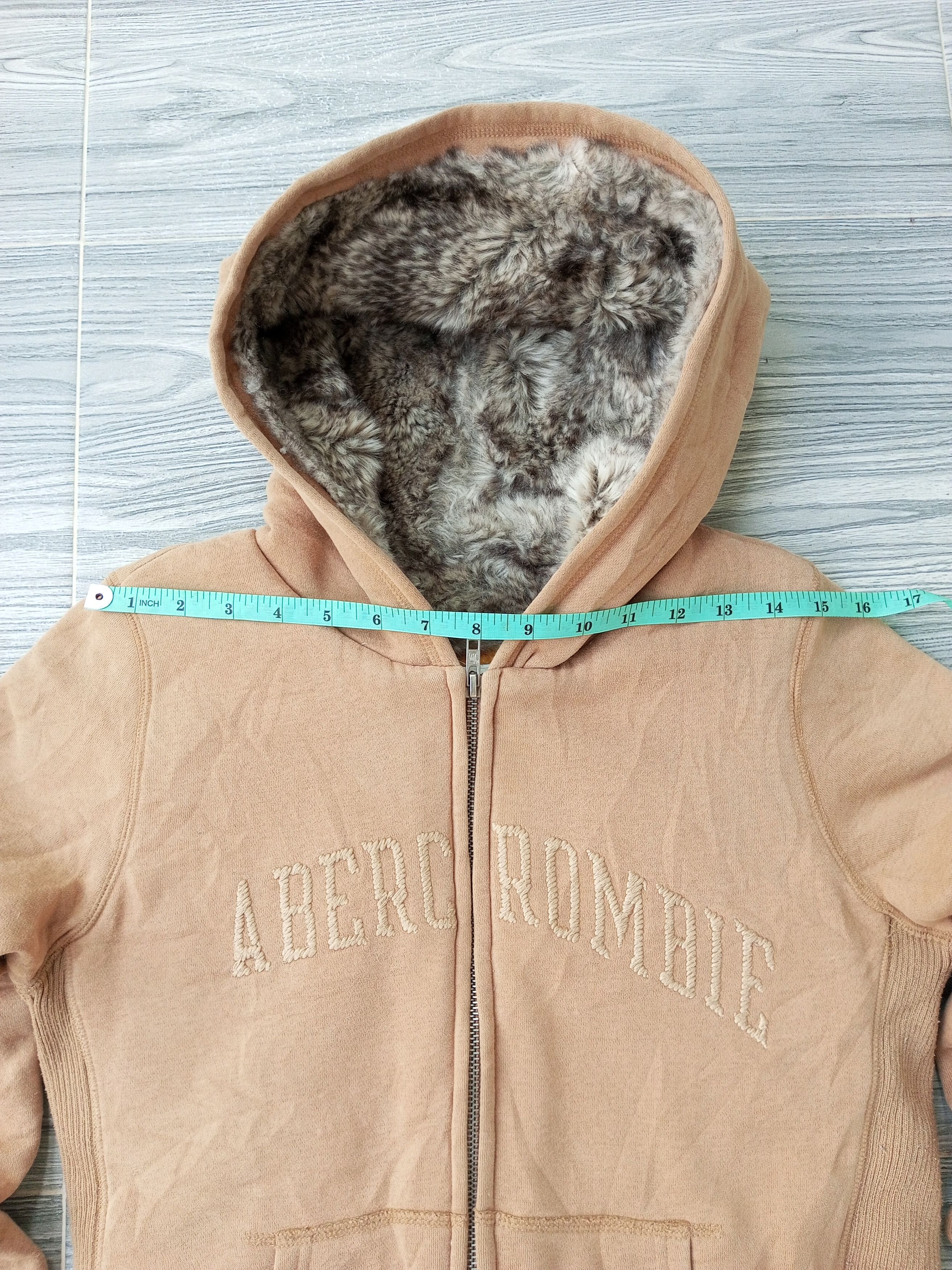 Abercrombie & Fitch Abercrombie & Fitch Fur Hood Zip Up Jacket Size US S / EU 44-46 / 1 - 10 Thumbnail