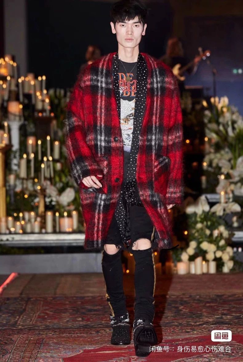 Amiri Amiri red and black sea horse fur coat Size US S / EU 44-46 / 1 - 9 Thumbnail
