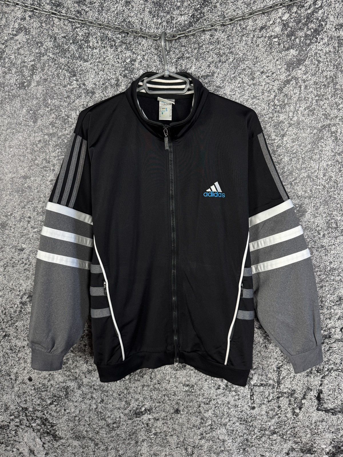 Adidas Adidas Vintage Track Jacket Detachable Sleeves 90s Size M Size US M / EU 48-50 / 2 - 1 Thumbnail