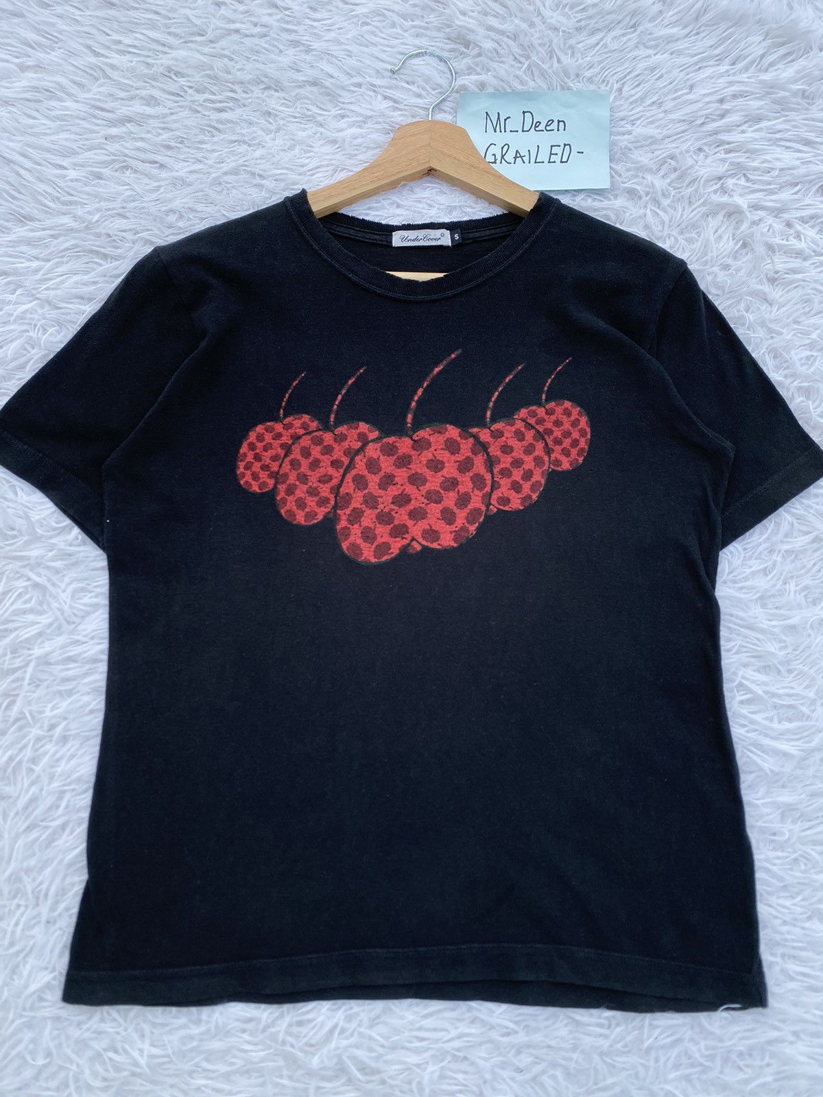 Undercover Rare Undercover Red Apples Tshirt Size US S / EU 44-46 / 1 - 5 Thumbnail