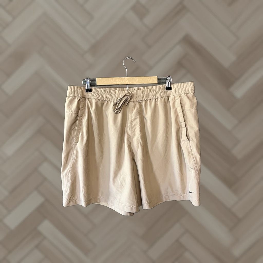 Nike Nike Sportswear Mens Athletic Shorts Drawstring 2XL Beige Shorts Men's Athletic Comfort/Activewear Size US 39 - 1 Thumbnail