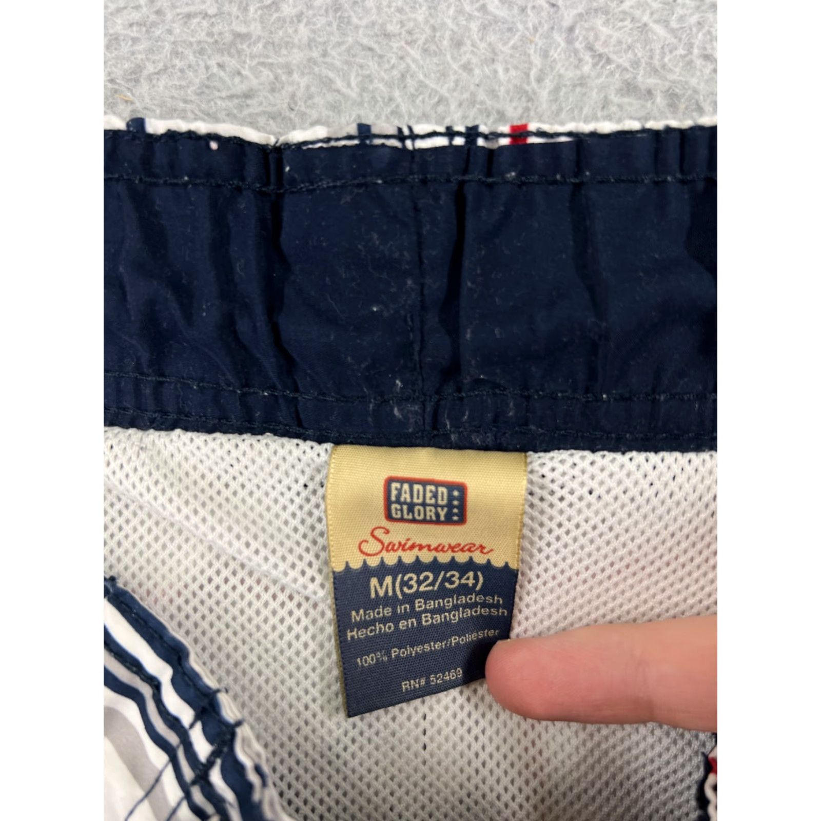 Faded Glory Faded Glory Mens Board Shorts Swim Trunks Medium White Gray Plaid Beach Surf Pants Mens Size US 31 - 3 Thumbnail