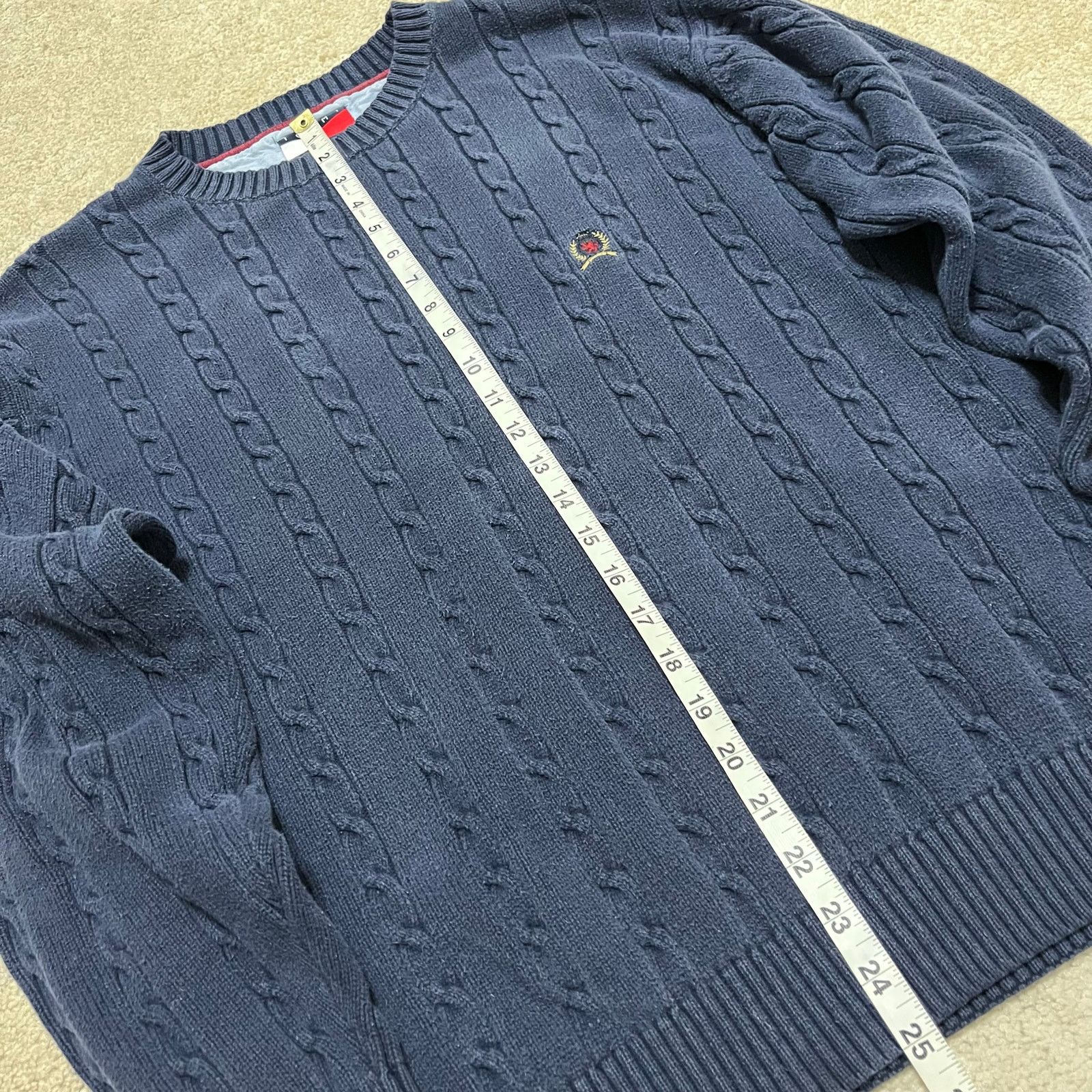 Tommy Hilfiger Vintage Tommy Hilfiger Cable Knit Navy Blue Sweater Large Size US L / EU 52-54 / 3 - 5 Thumbnail