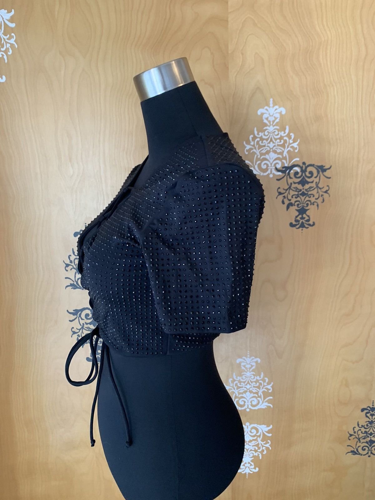 Vintage Y2K Hand Beaded Black Gemstone Crop Top with Ties Size M / US 6-8 / IT 42-44 - 12 Thumbnail