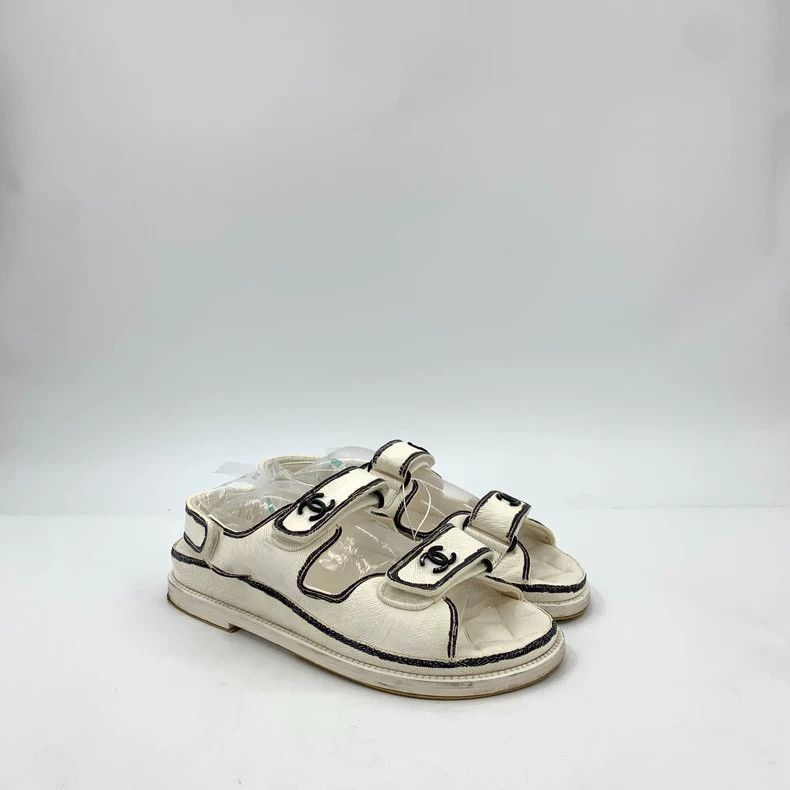 Chanel Chanel Beige logo Velcro open-toe casual flat sandals Size US 7.5 / IT 37.5 - 2 Thumbnail