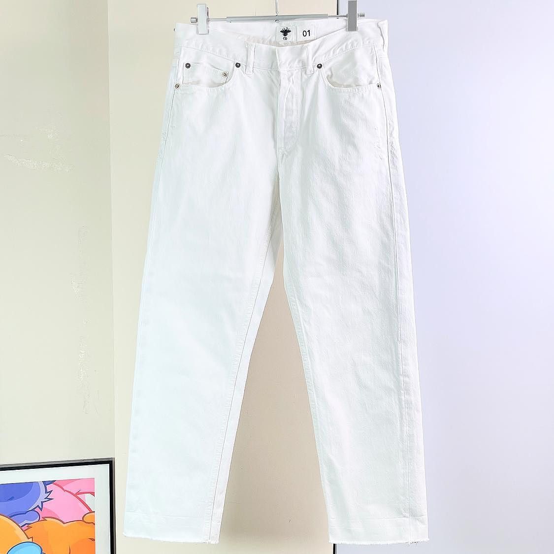 Dior Dior Bee White Jeans Size 34 Size 24" / US 00 / IT 34 - 1 Thumbnail