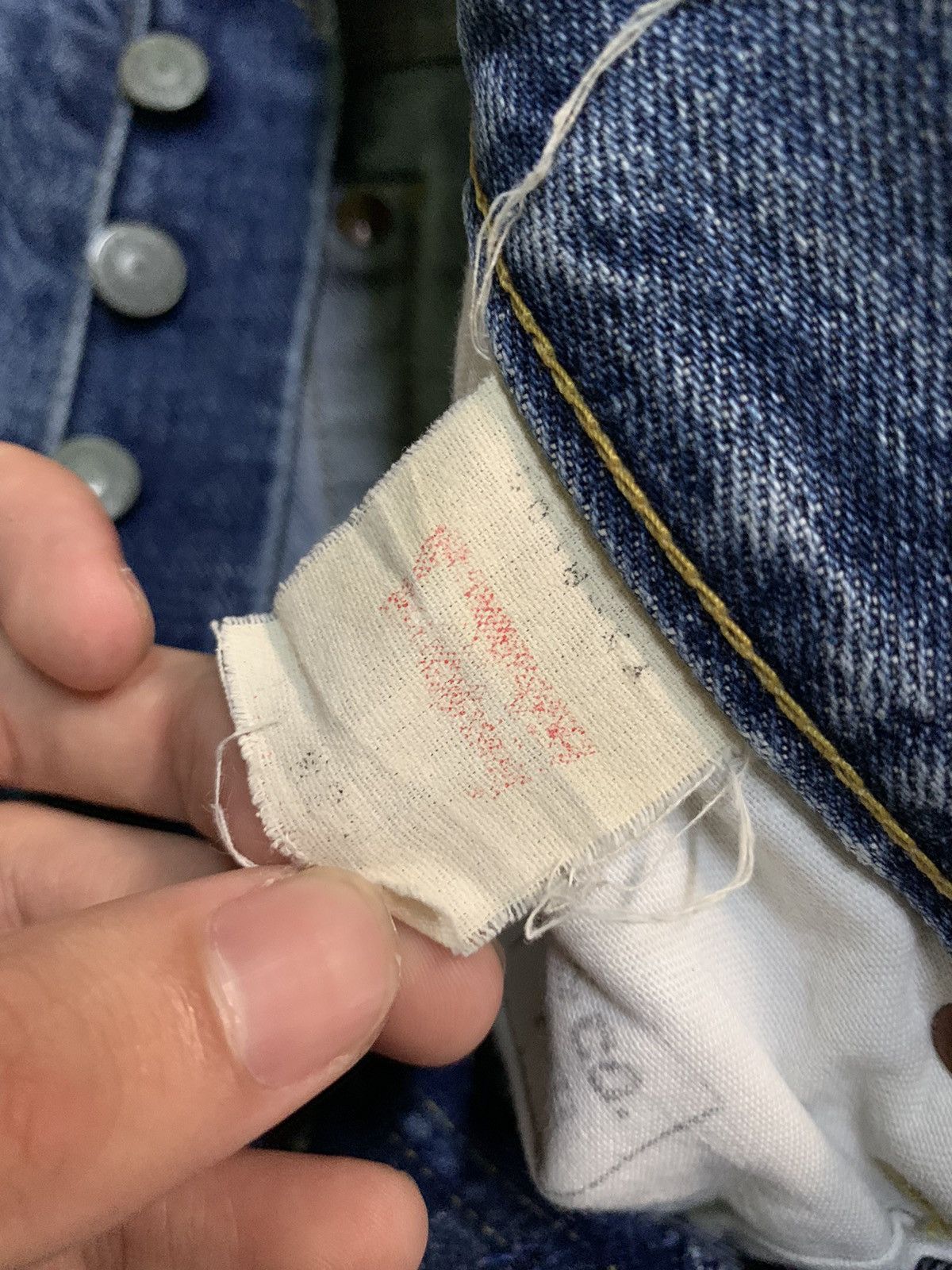 Levi's VINTAGE LEVIS 503B SELVEDGE BIG E FADED DISTRESSED DENIM Size US 28 / EU 44 - 17 Thumbnail