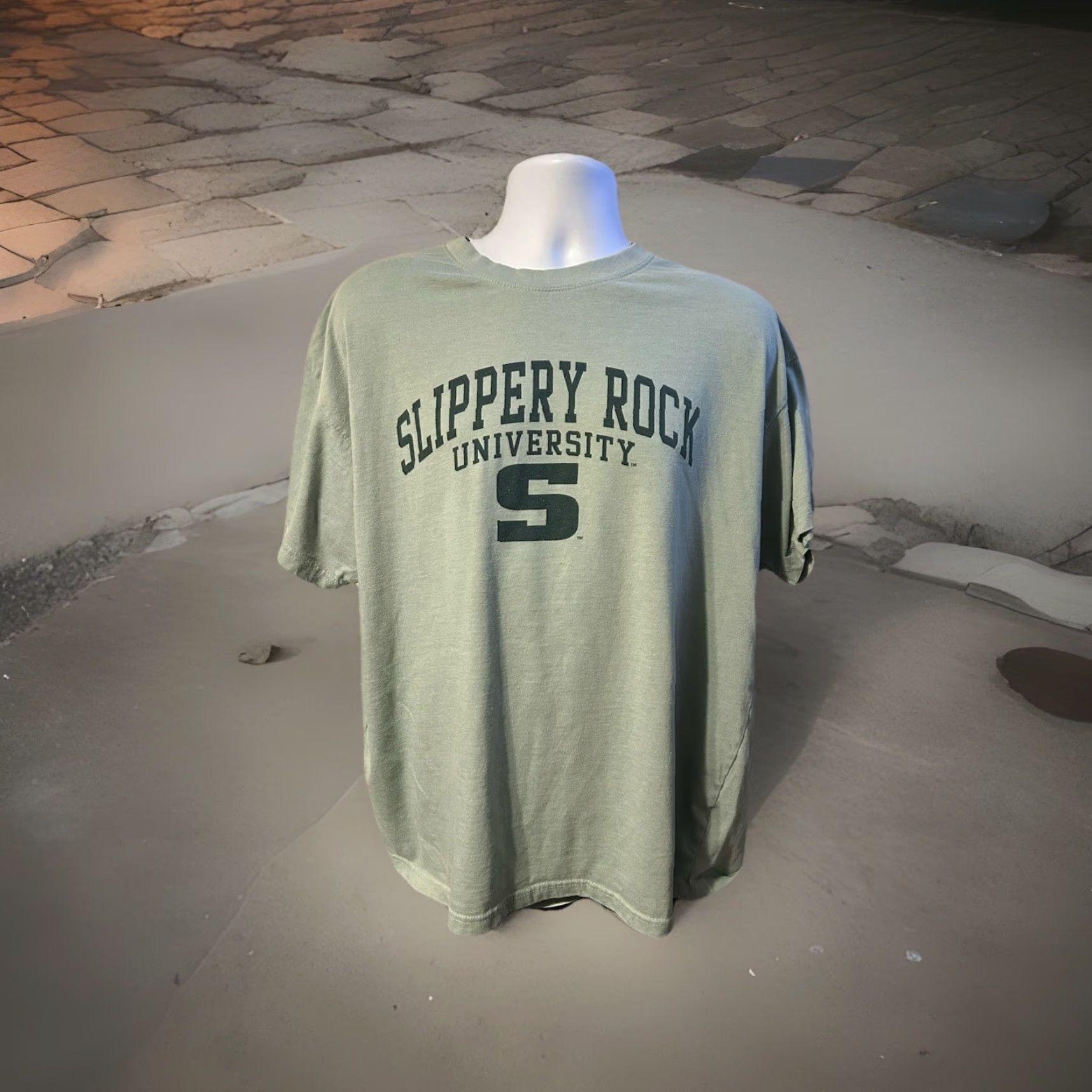 Vintage VTG Slippery Rock University Shirt Adult 2XL Green Short Sleeve MV Green Logo College 2000s Womens/Mens? Size US XXL / EU 58 / 5 - 7 Thumbnail