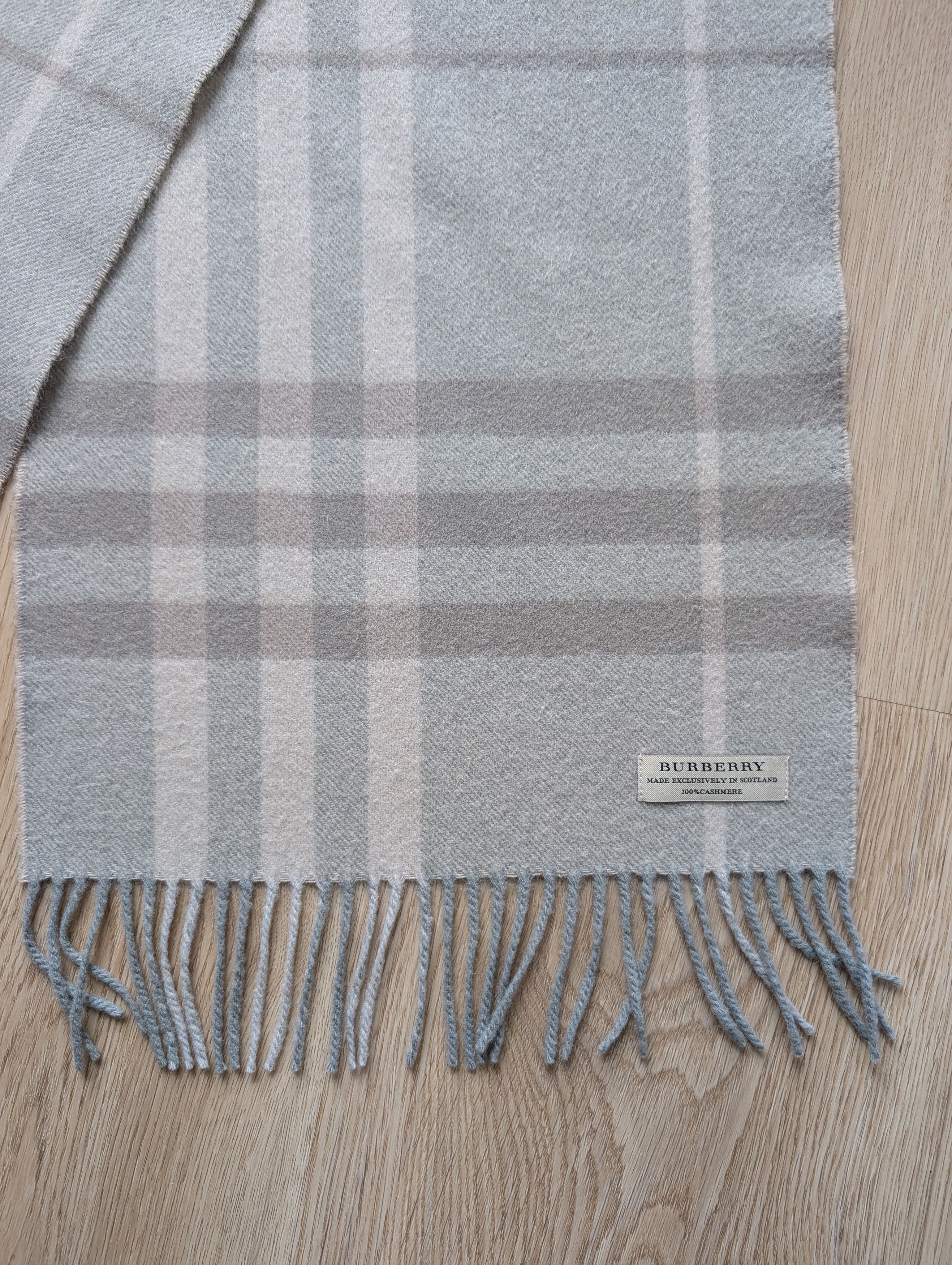 Burberry Burberry Nova Check 100% CASHMERE Scarf Scotland Size ONE SIZE - 2 Thumbnail