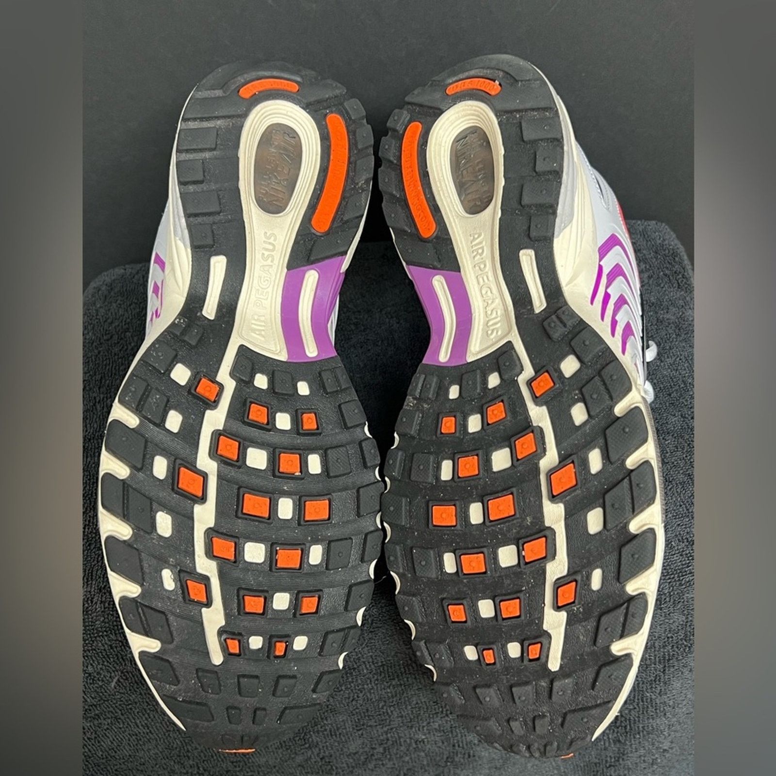 Nike Nike Air Pegasus 2005 White Chrome Orange Shoes WORN ONCE Size US 11 / EU 44 - 7 Thumbnail