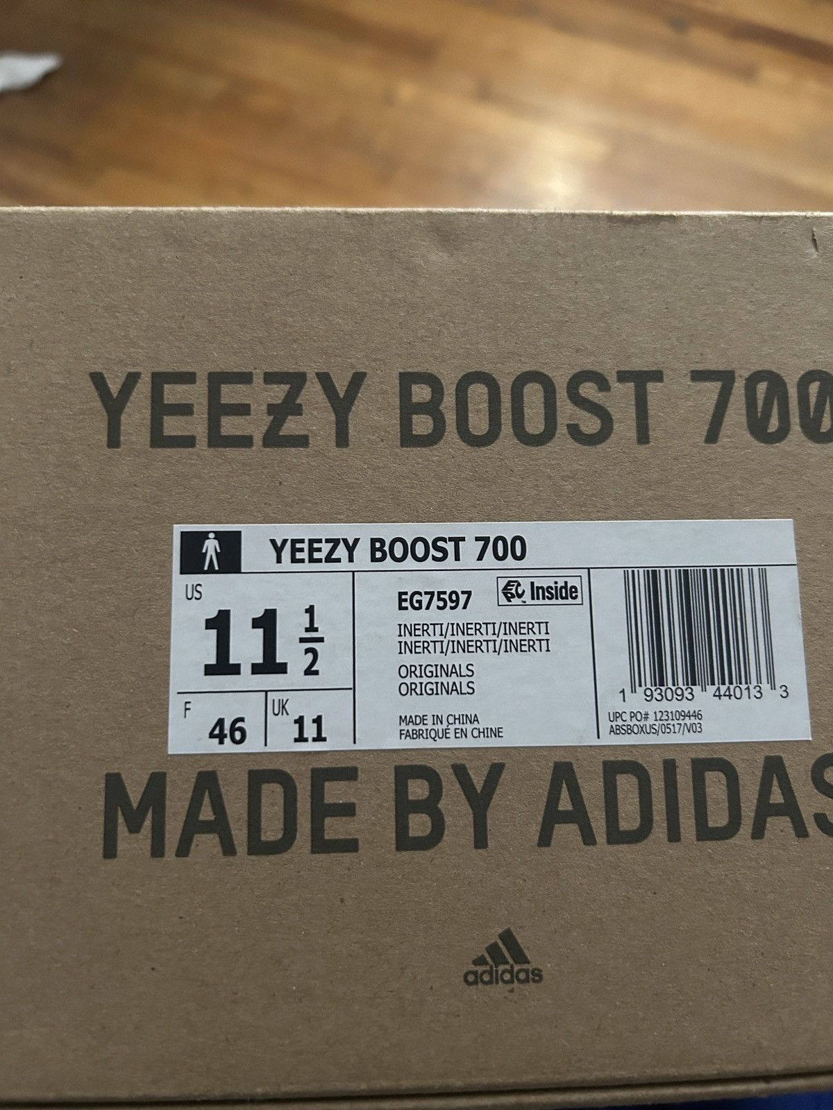 Yeezy Yeezy 700 interia size 11.5 Size US 11.5 / EU 44-45 - 4 Thumbnail