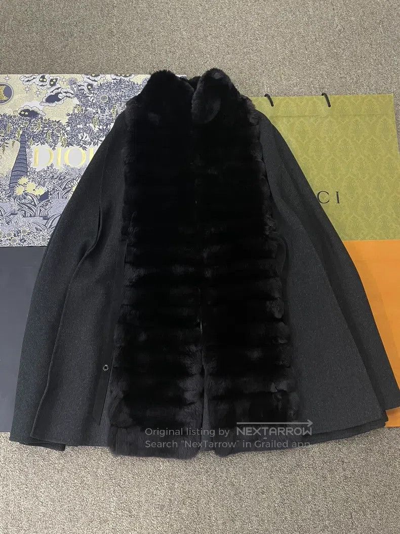 Loro Piana LORO PIANA Black Cashmere Lined Dragon Plush Fur Cloak Coa Size M / US 6-8 / IT 42-44 - 1 Thumbnail