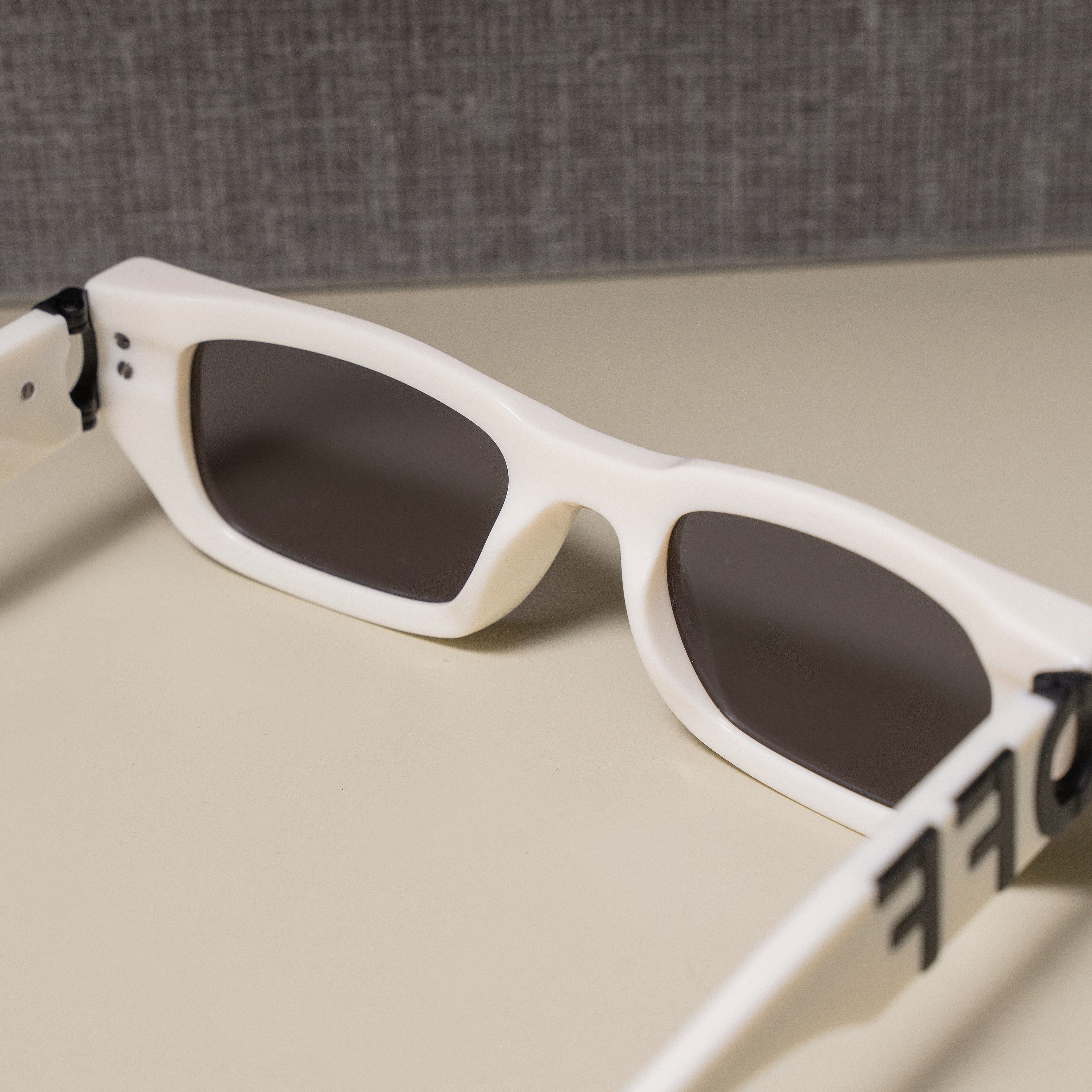 Off-White OFF WHITE Fillmore Rectangular Frame Sunglasses WHITE Size ONE SIZE - 5 Thumbnail