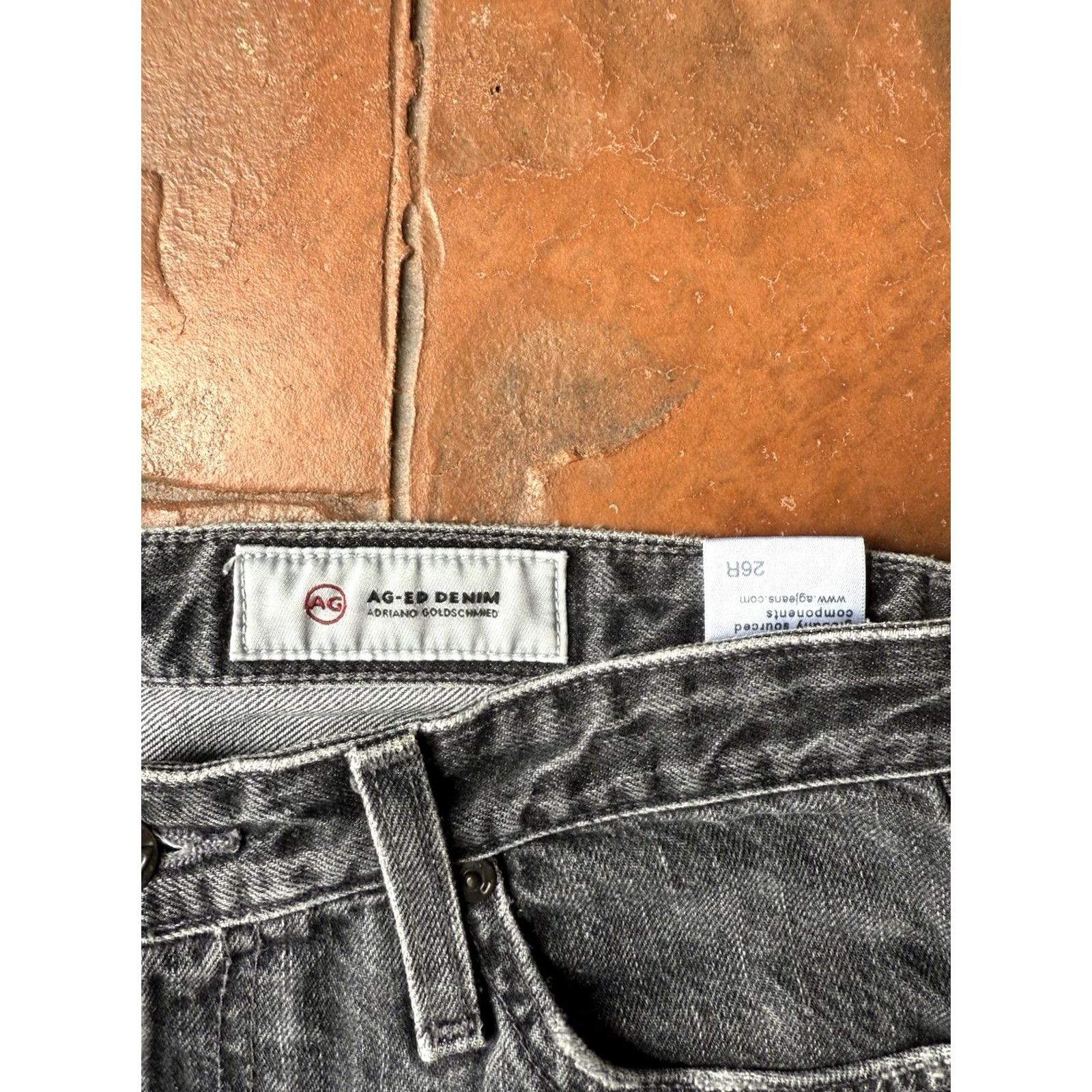 Vintage AG Adriano Goldschmied Isabelle Jeans Women’s 26R Gray High Rise Straight Leg Jeans Size 26" / US 2 / IT 38 - 4 Thumbnail