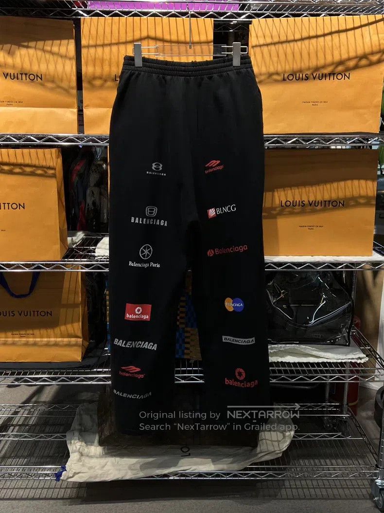 Balenciaga Balenciaga size XS Racing element full logo black sweatpan Size US 27 - 4 Thumbnail