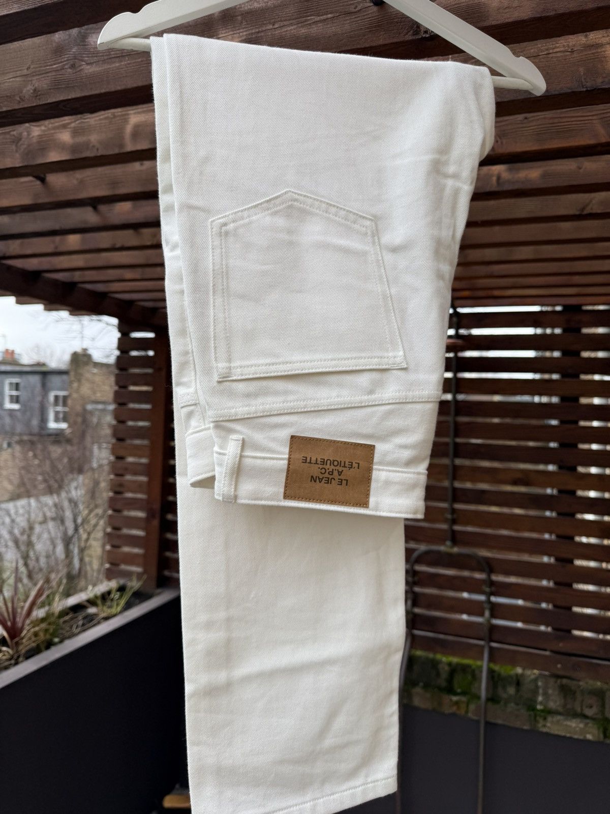 A.P.C. A.P.C FOR L'ETIQUETTE - LE JEAN, white denim Size US 32 / EU 48 - 5 Thumbnail