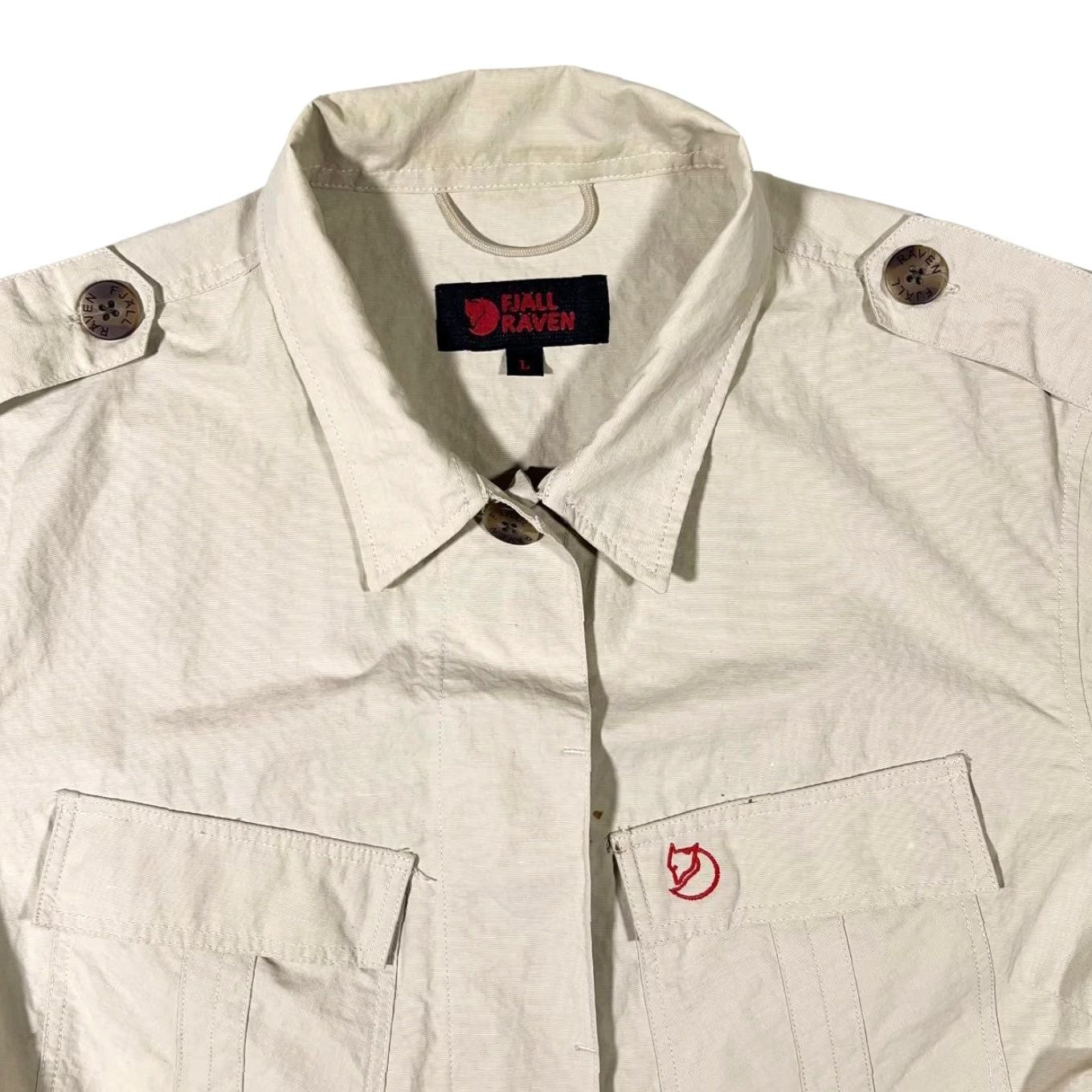 Vintage VINTAGE Fjallraven Beige Polyamide Cotton Safari Utility Short Sleeve Shirt Women's Large Beige Size L / US 10 / IT 46 - 2 Thumbnail