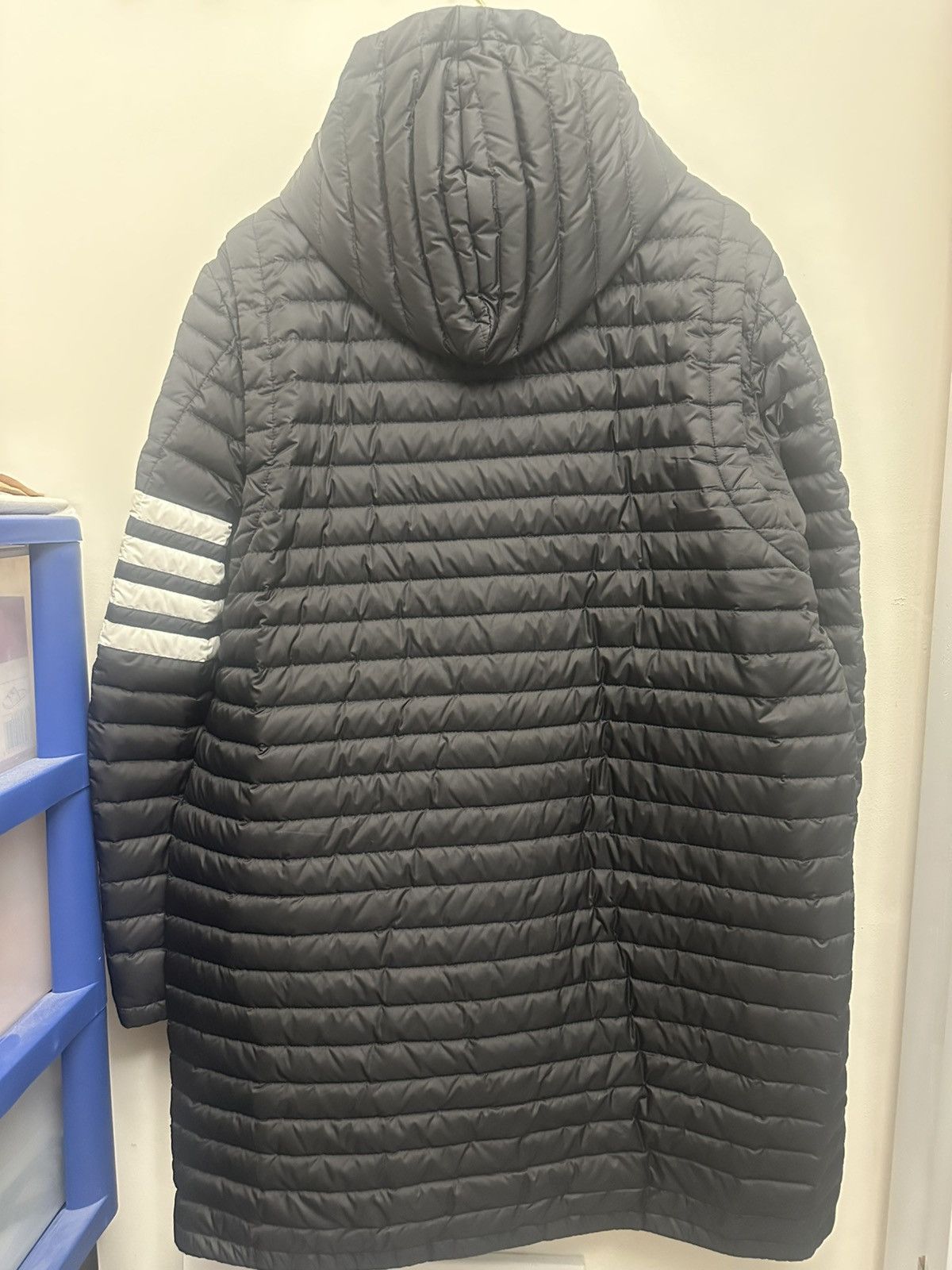 Thom Browne Thom Browne long navy down hooded jacket sz 4 Size US XL / EU 56 / 4 - 2 Thumbnail