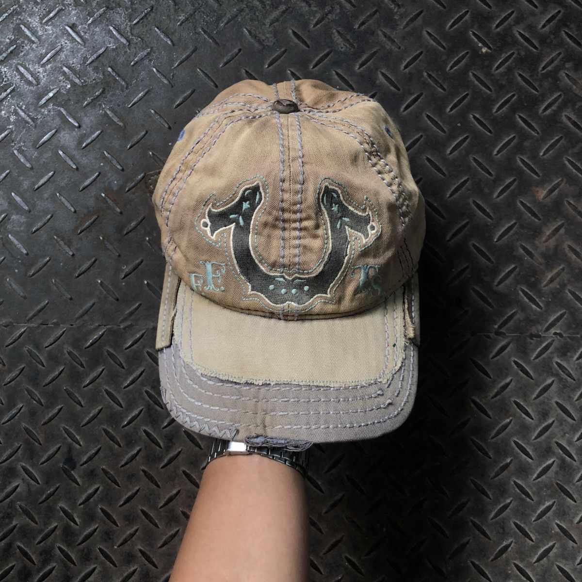 True Religion 🚫 SOLD 🚫 Vintage Y2K True Religion Hat Size ONE SIZE - 2 Thumbnail