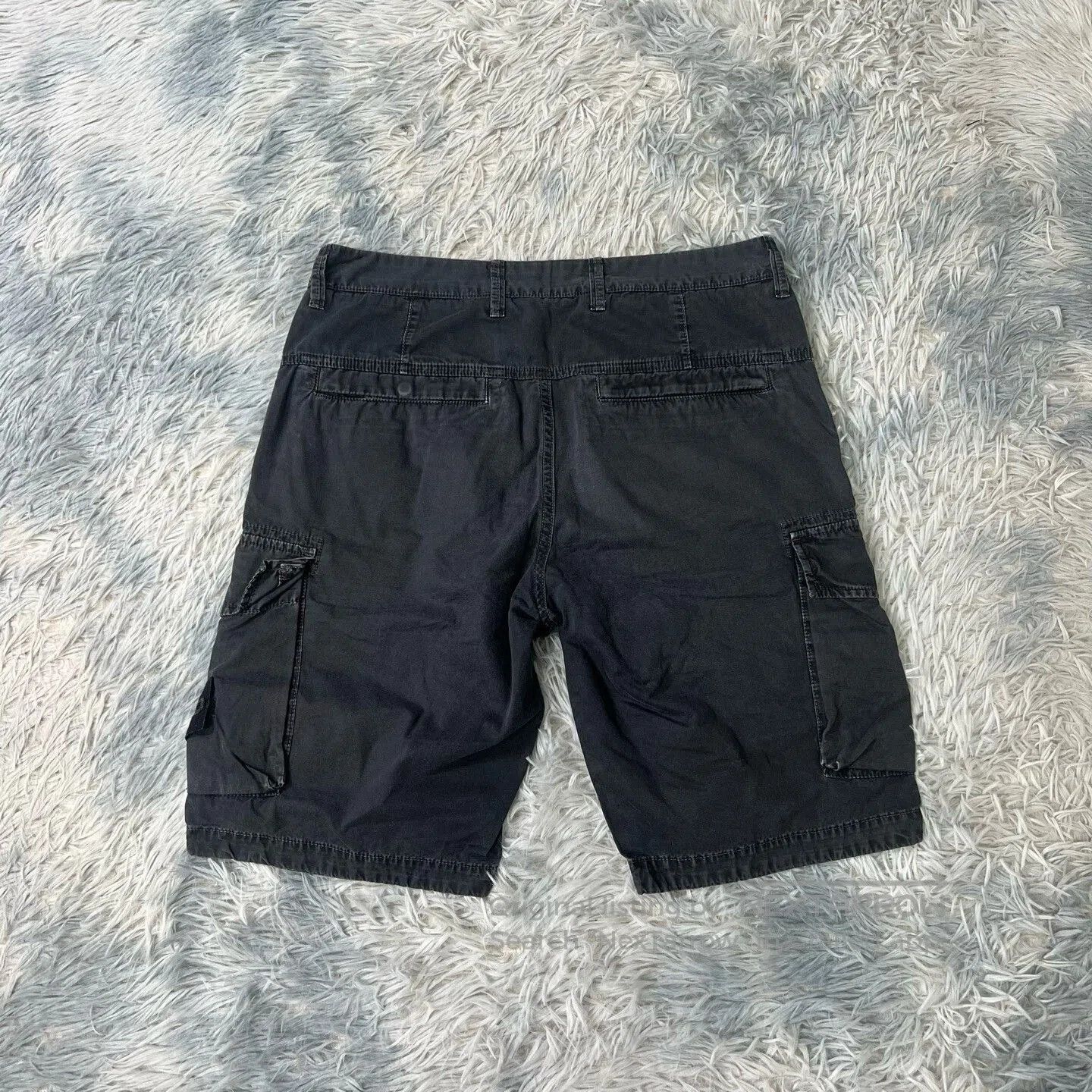 Stone Island Stone Island Shorts. Size US 32 / EU 48 - 2 Thumbnail