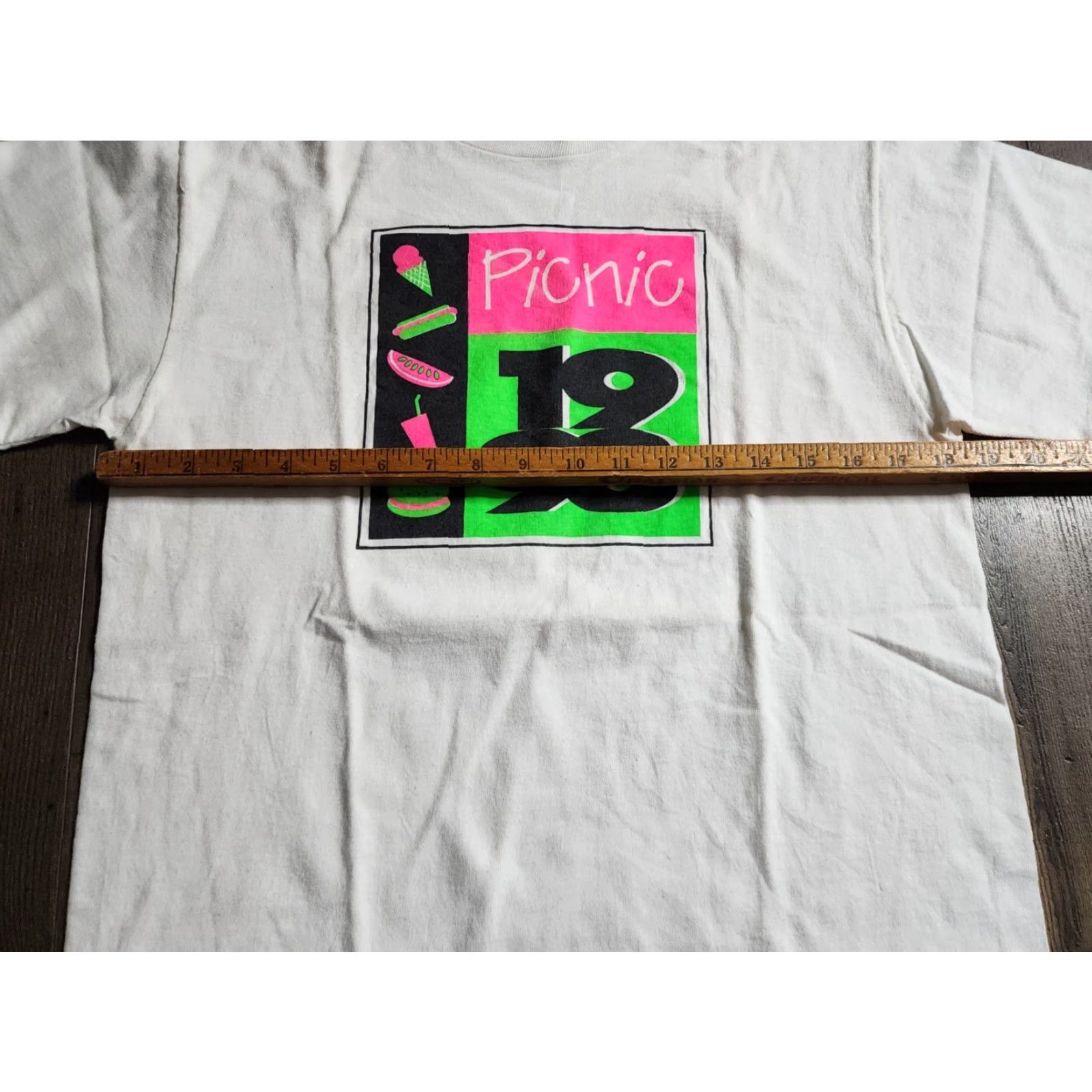 Hanes VINTAGE Hanes T-Shirt Mens M Picnic 1993 White Short Sleeve Crew Neck 90s USA Family Fun Day Picnic Size US M / EU 48-50 / 2 - 3 Thumbnail