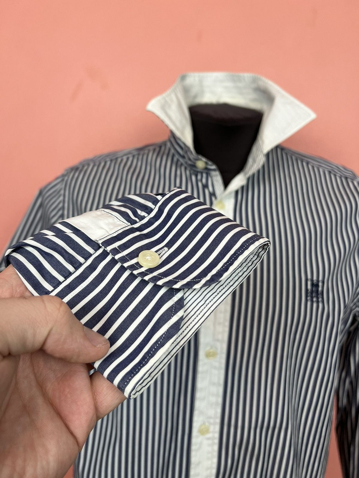 Corneliani Corneliani id shirt button ups luxury casual Size US L / EU 52-54 / 3 - 9 Thumbnail