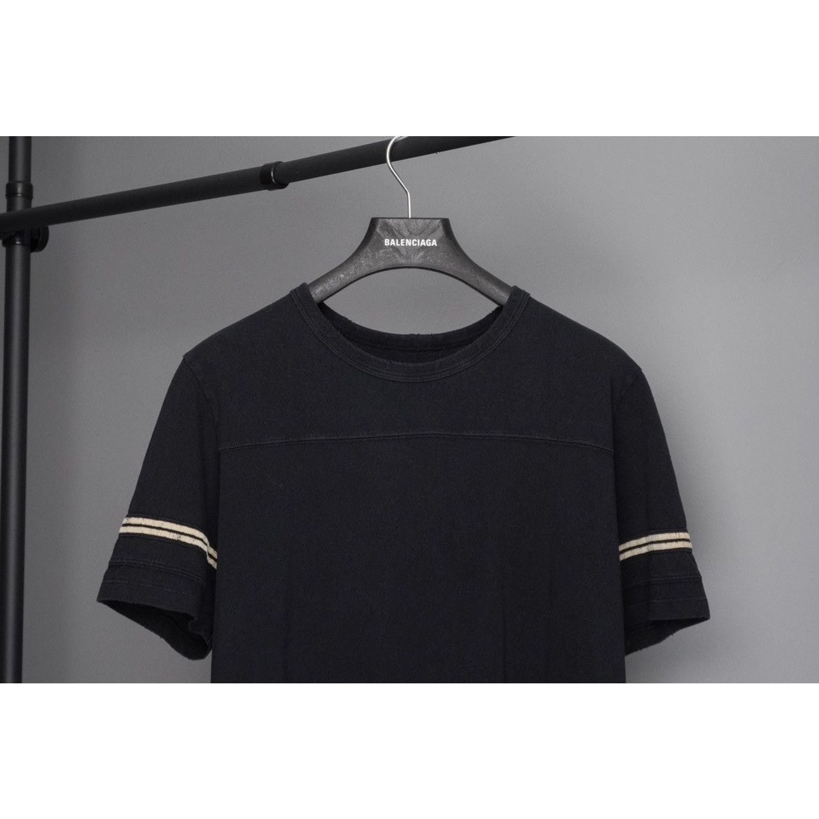 Saint Laurent Paris Saint laurent 50s big back classic logo distressed tee shirt Size US M / EU 48-50 / 2 - 3 Thumbnail