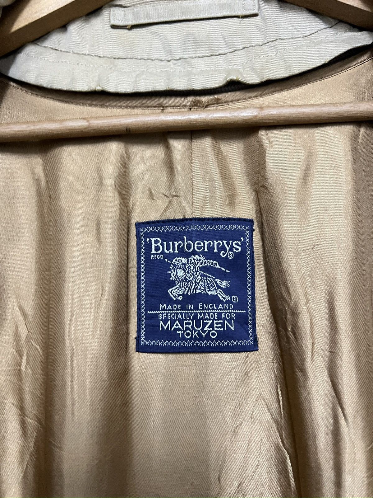 Burberry 346. Vintage Burberrys Maruzen Tokyo trench coat Size US L / EU 52-54 / 3 - 8 Thumbnail