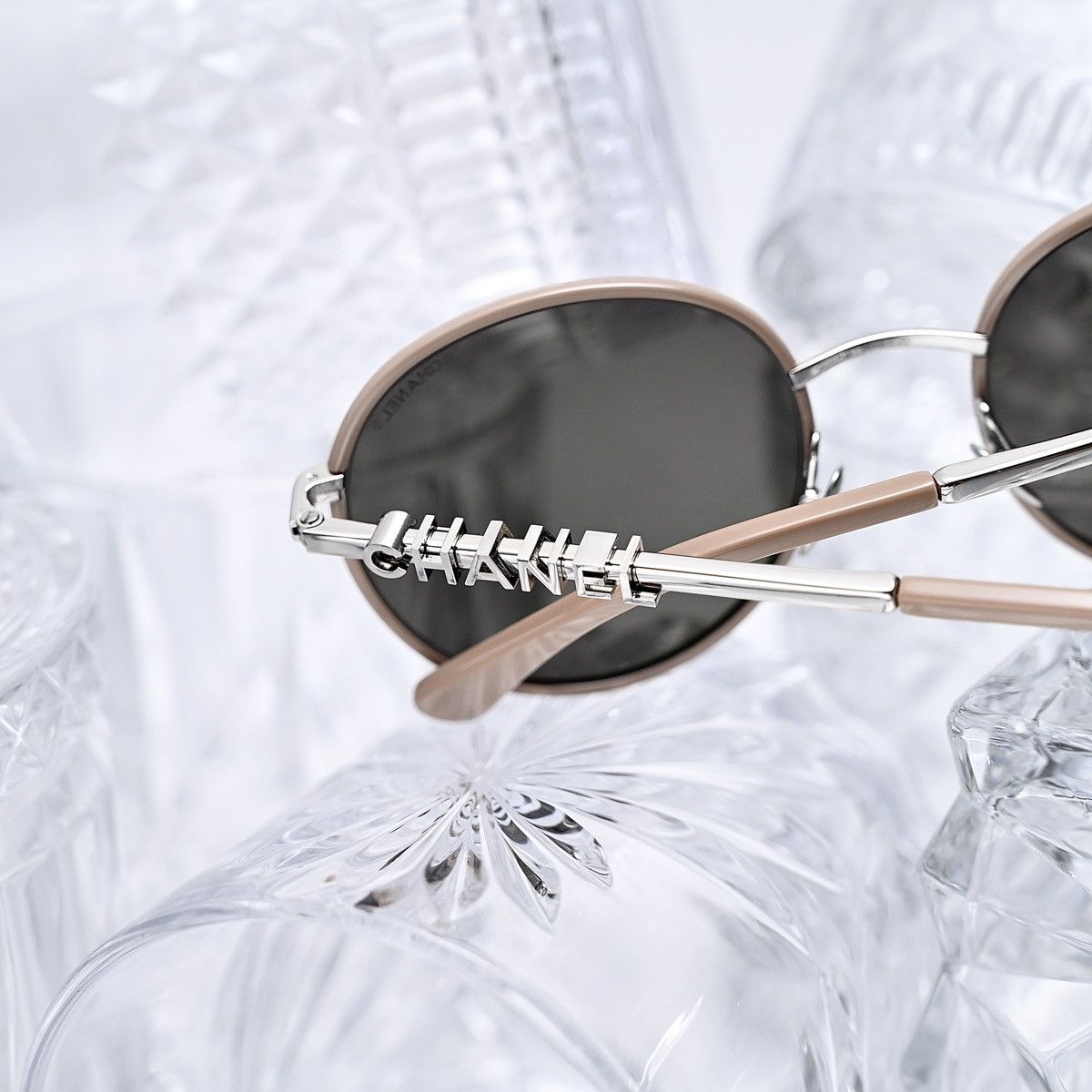 Chanel CHANEL 0CH4282 SUNGLASESS Size ONE SIZE - 3 Thumbnail