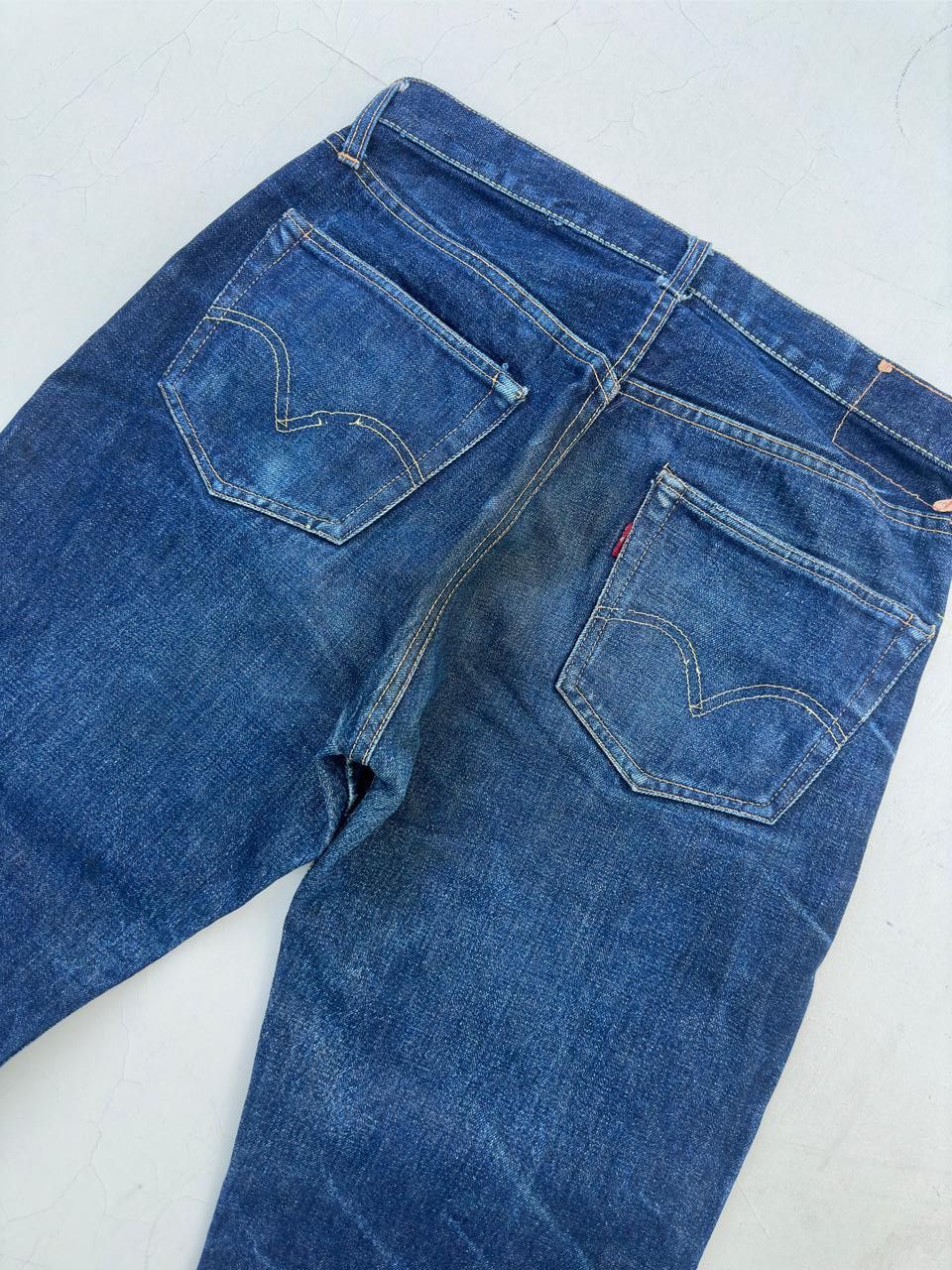 Levi's Vintage Clothing Early 1950s Levi’s 501XX Big E V-Stitch / J-Stamped Button Size US 32 / EU 48 - 16 Thumbnail