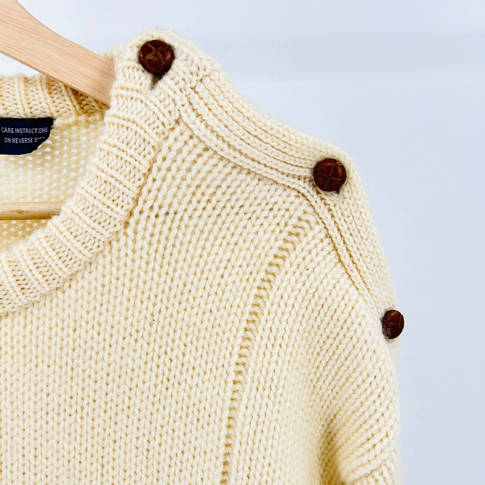 Allen Solly Vintage 70s Cream 100% Wool Cable Knit Fisherman Sweater Size S / US 4 / IT 40 - 2 Thumbnail