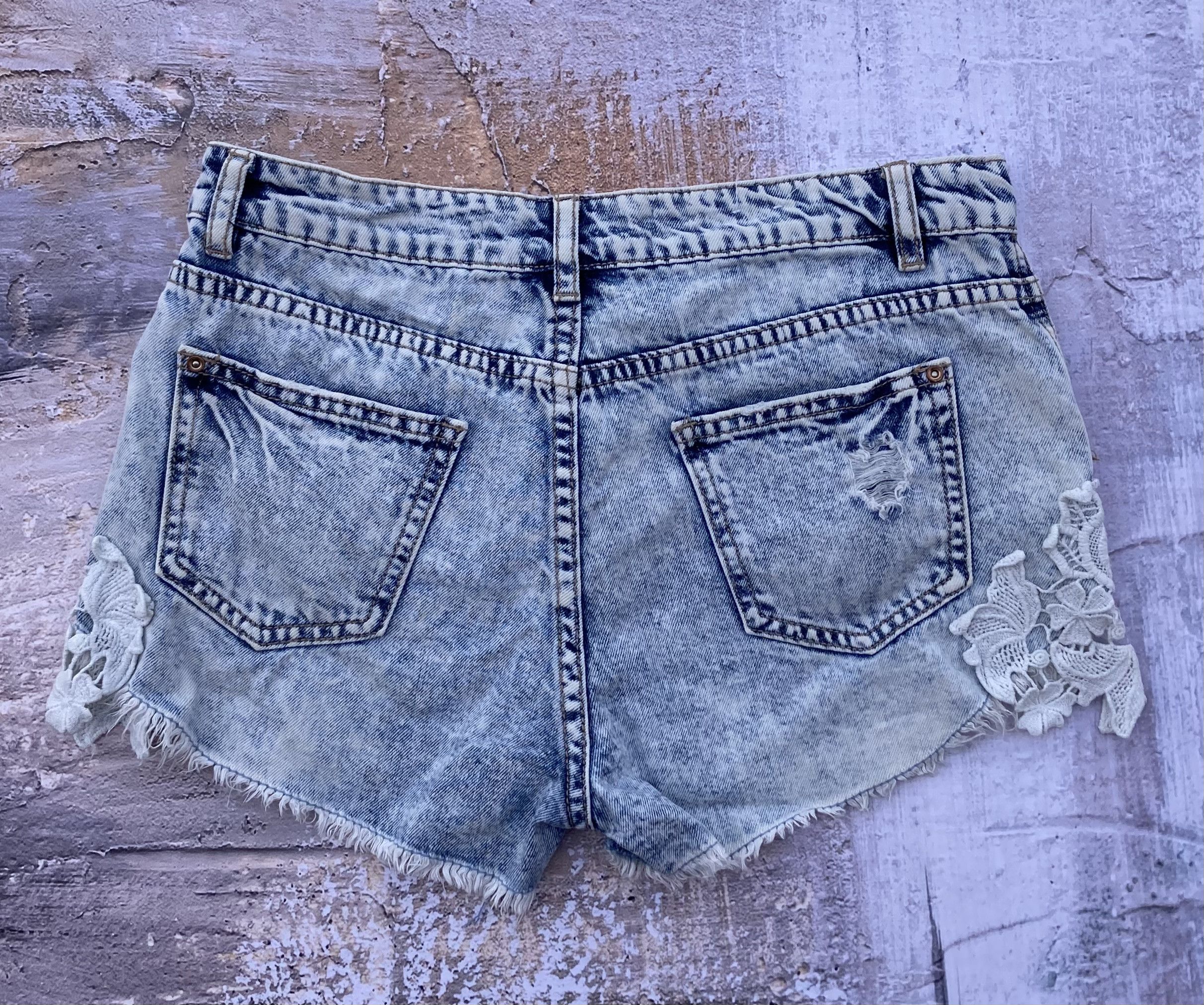 Vintage Vintage Jeans Shorts Women's Size 38 Size 38" / US 16 / IT 52 - 5 Thumbnail