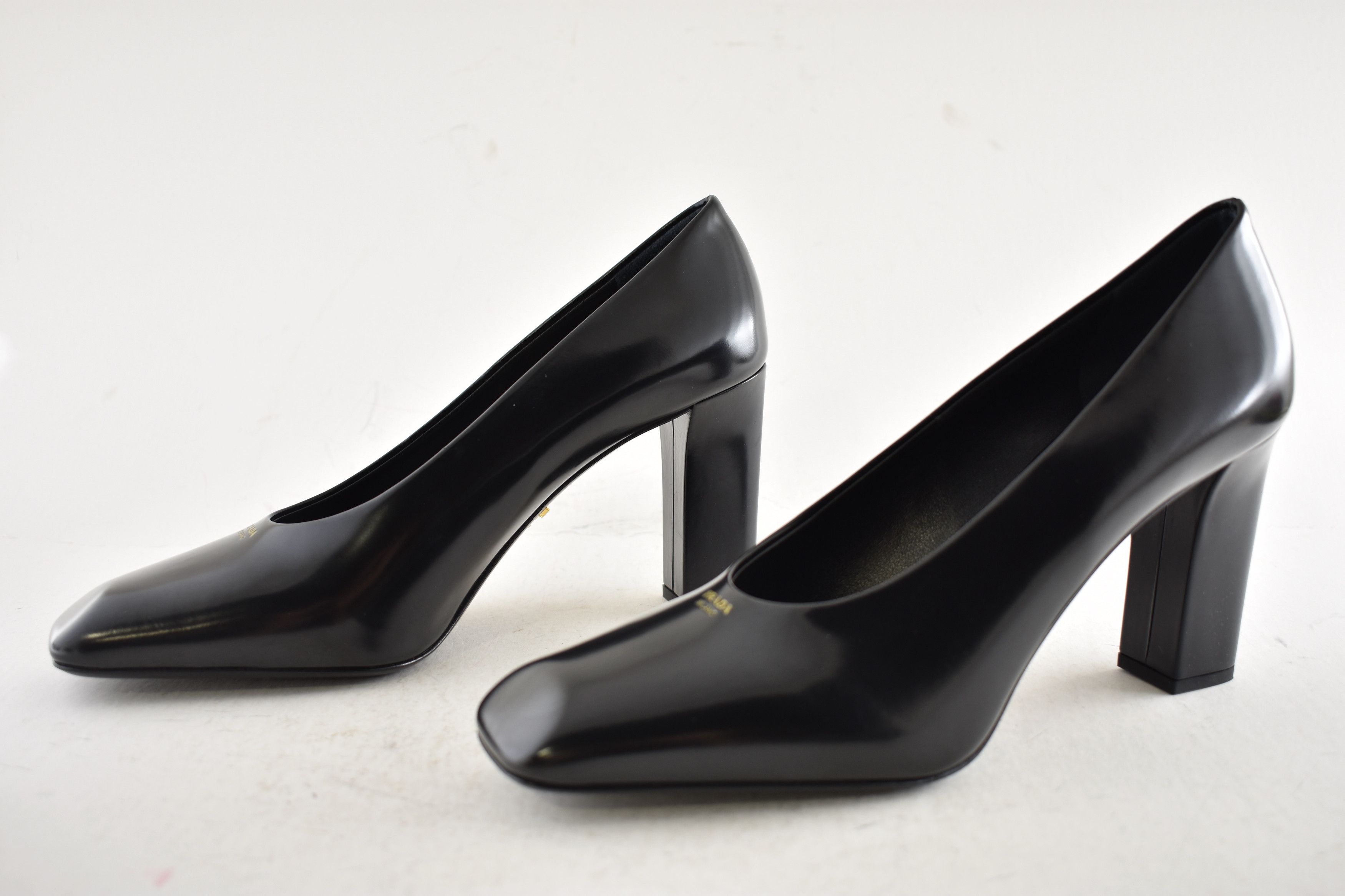 Prada Prada 85mm Brushed Logo Show Classic Block Heel Pump 38.5 Size US 8.5 / IT 38.5 - 14 Thumbnail