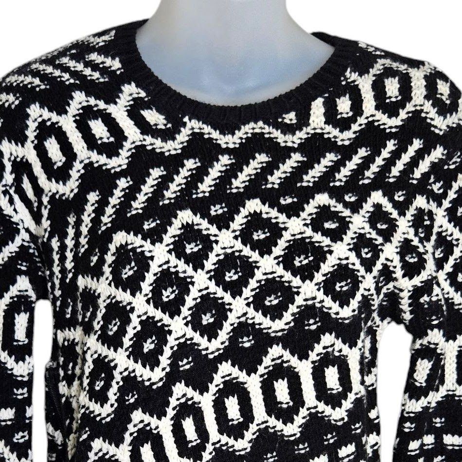 Ann Taylor Ann Taylor Womens Geometric Print Sweater XS Black White Size XS / US 0-2 / IT 36-38 - 2 Thumbnail