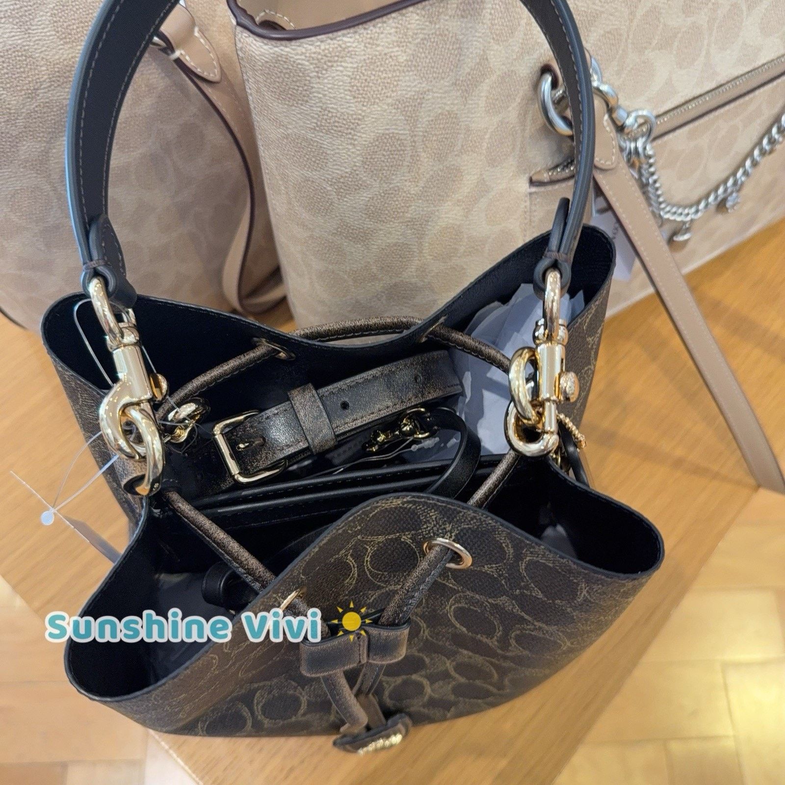 Coach NWT Coach Rowan Bucket Bag Loved Charms Gold/Brown CDY21 Size ONE SIZE - 2 Thumbnail
