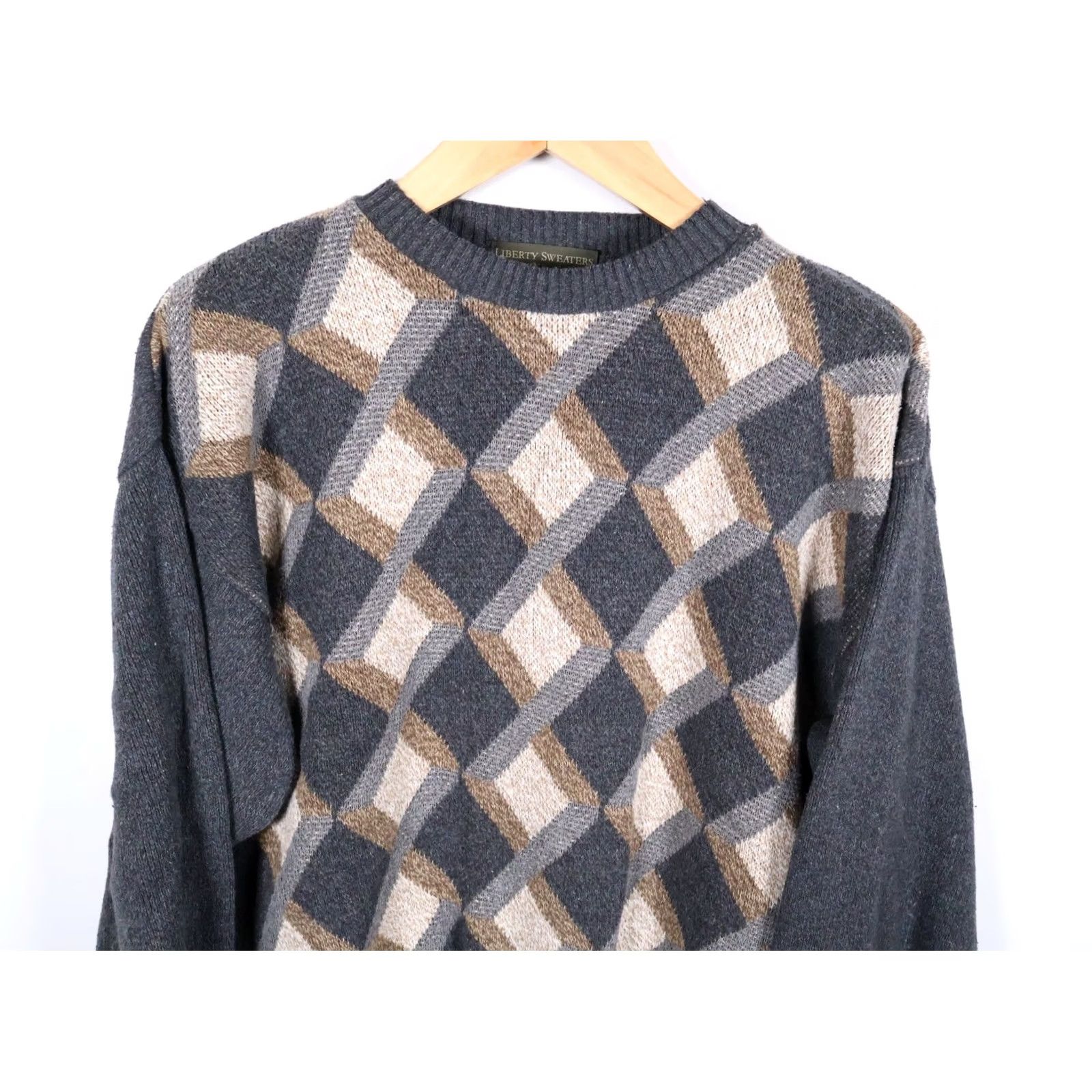 Vintage VINTAGE Liberty Sweater Mens Large Gray Diamond Argyle Pattern Cotton Knit VTG Size US L / EU 52-54 / 3 - 4 Thumbnail