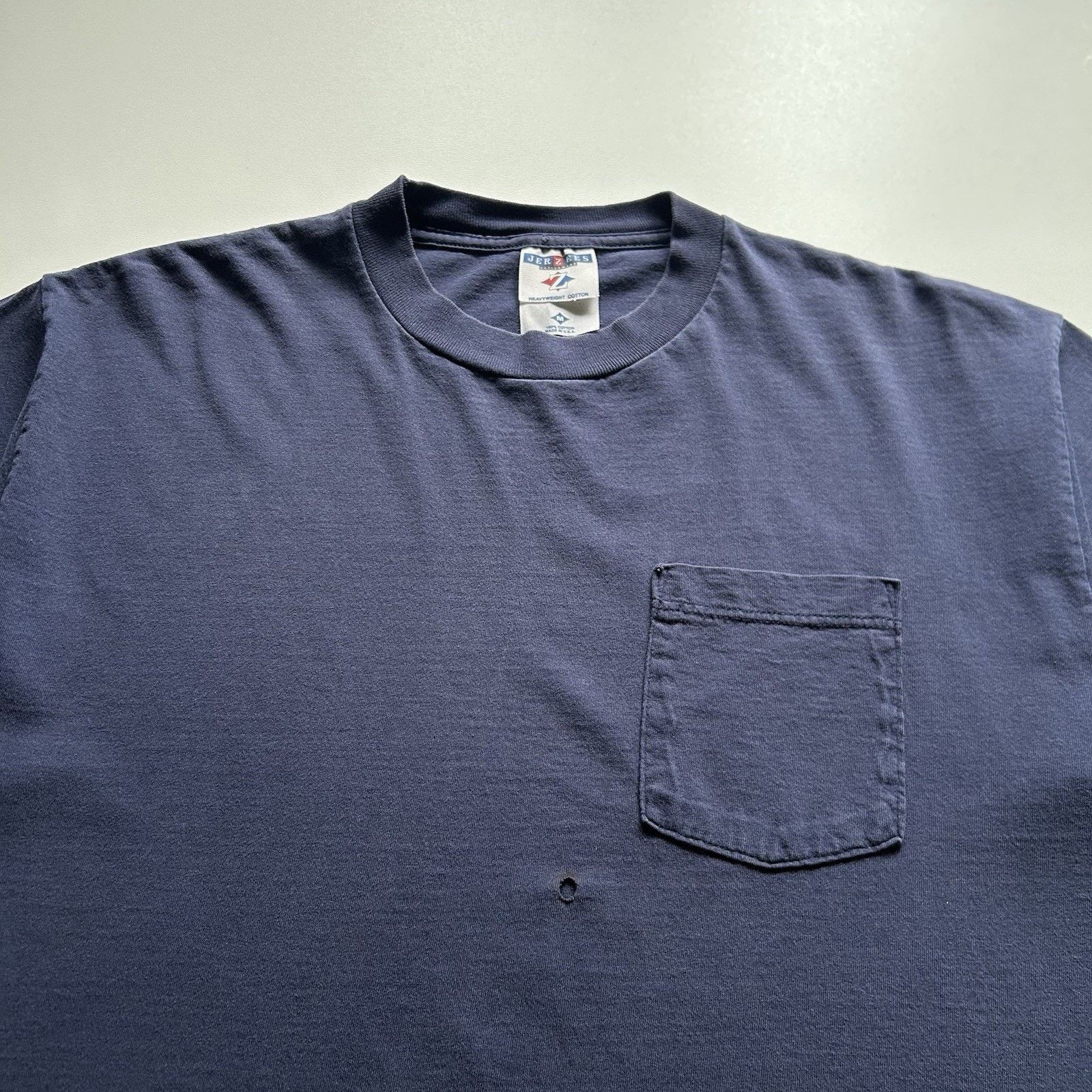 Jerzees Vintage 90s Navy Blue Blank Faded Pocket T Shirt Medium Rare Size US M / EU 48-50 / 2 - 2 Thumbnail