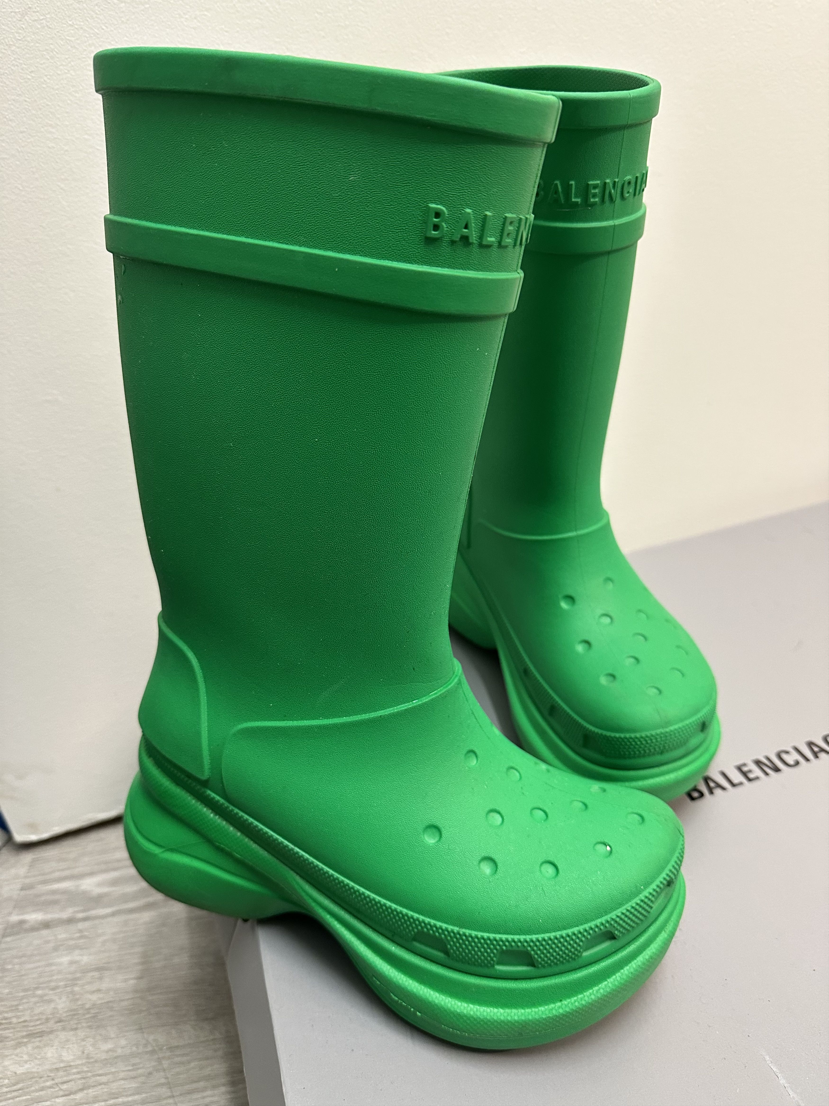 Balenciaga × Crocs Balenciaga Croc Boot Size US 6 / IT 36 - 2 Thumbnail