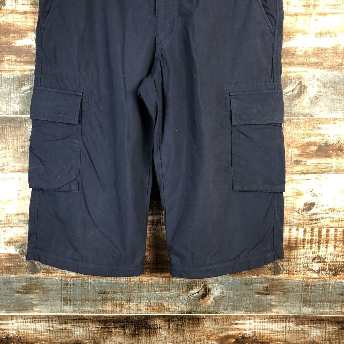Japanese Brand Uniqlo Dark Blue multipocket Short Pants #A2379 Size US 33 - 3 Thumbnail