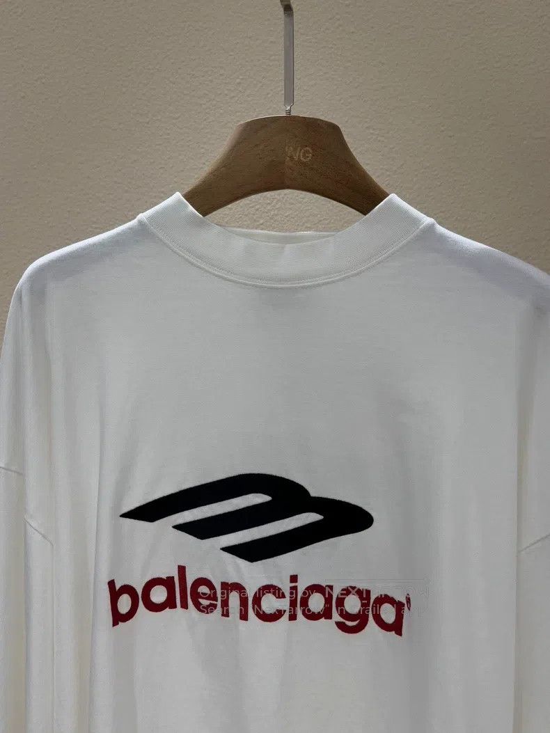 Balenciaga Balenciaga Letter Embroidered Round Neck Long Sleeve T-Shi Size US L / EU 52-54 / 3 - 9 Thumbnail