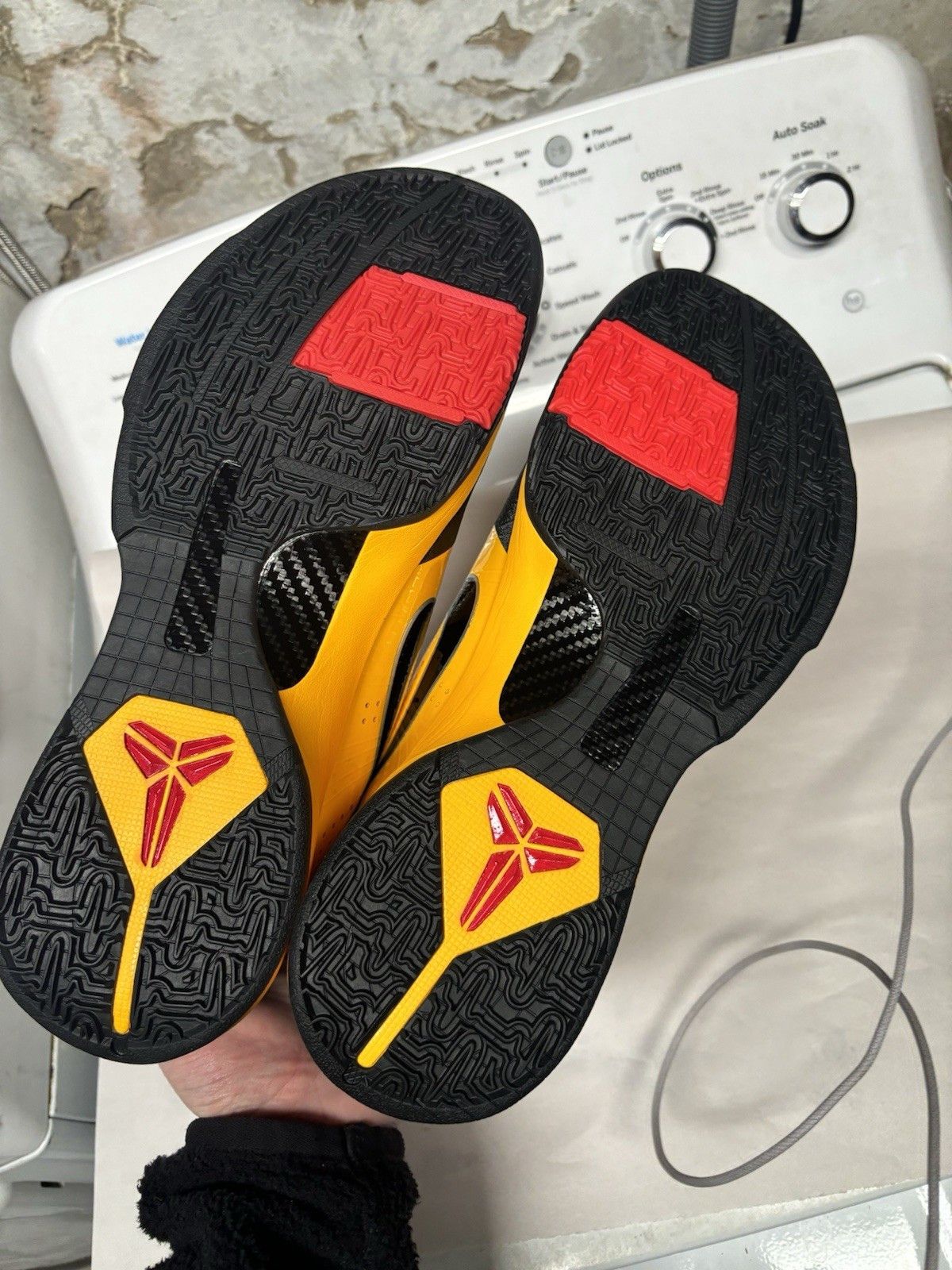 Nike Nike Zoom Kobe 5 Protro Bruce Lee 2020 Size US 14 / EU 47 - 5 Thumbnail