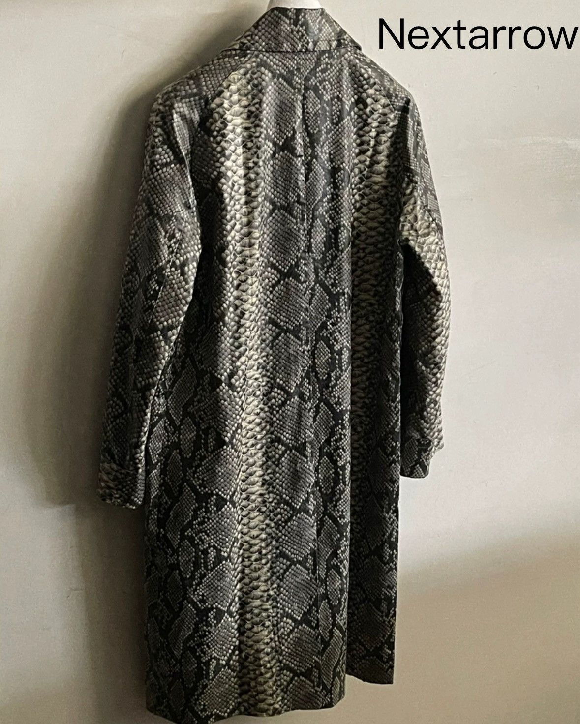 Dries Van Noten Dries van noten Snake skin overcoat 2412-Nextarrow Size US S / EU 44-46 / 1 - 2 Thumbnail