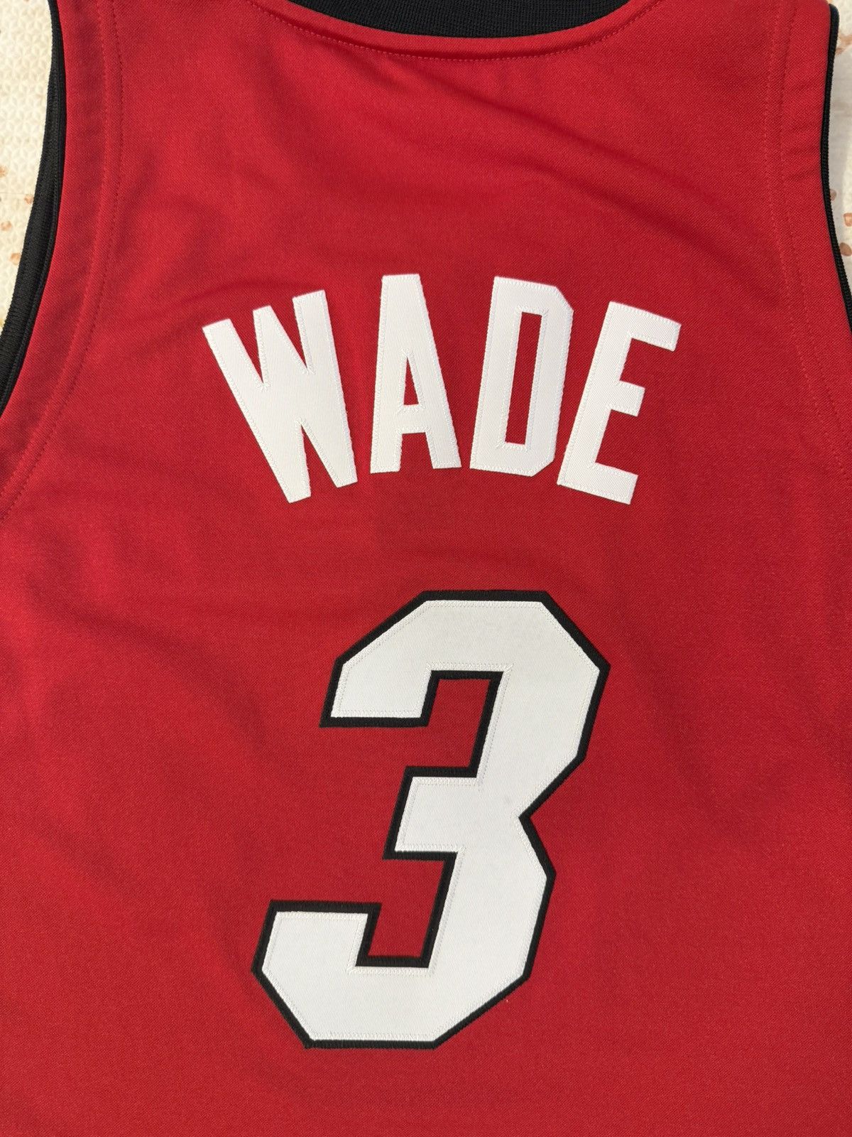 Mitchell & Ness Authentic Dwyane Wade jersey Heat Size US M / EU 48-50 / 2 - 9 Thumbnail